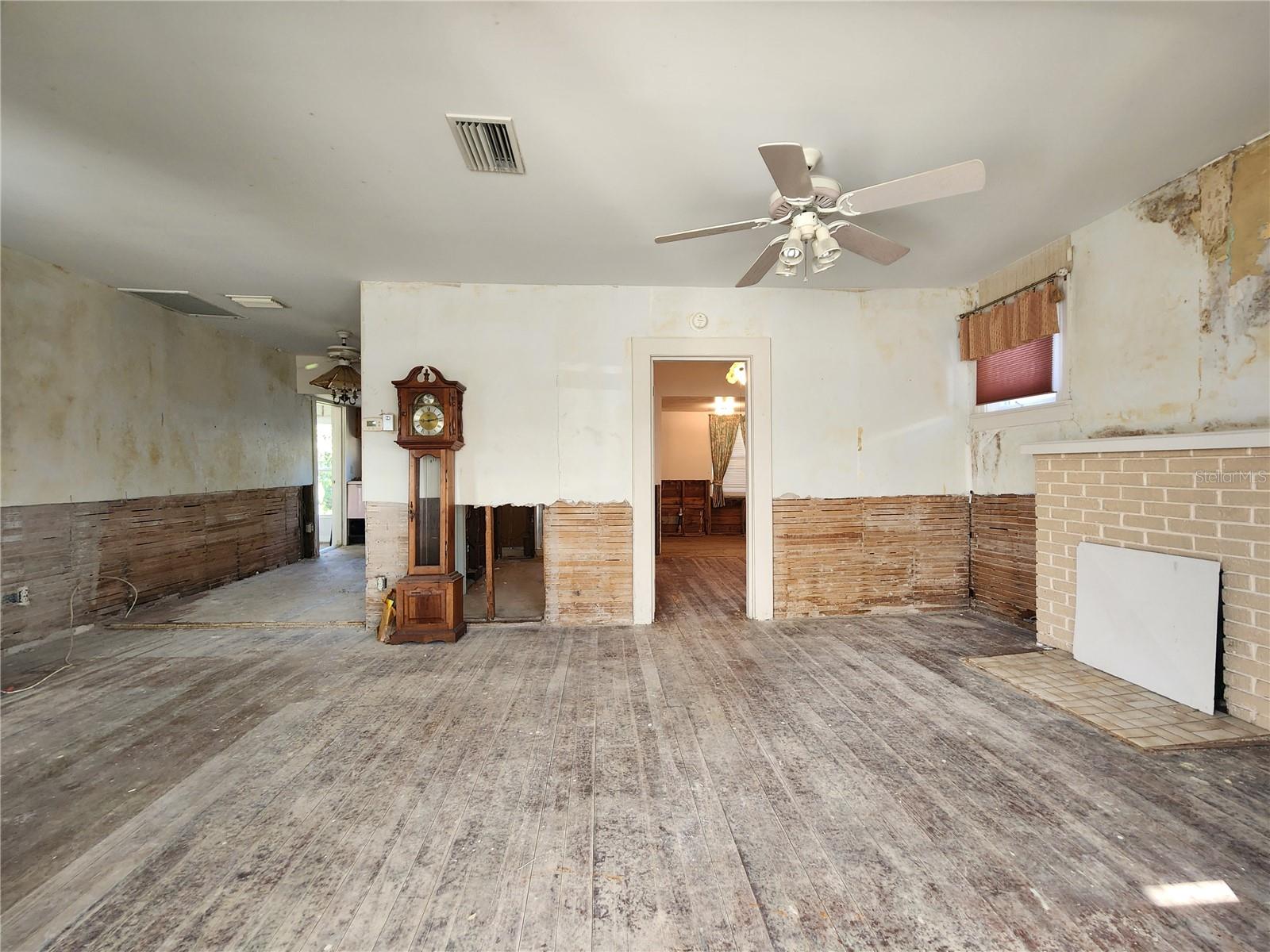 BRADEN CASTLE PARK - Residential