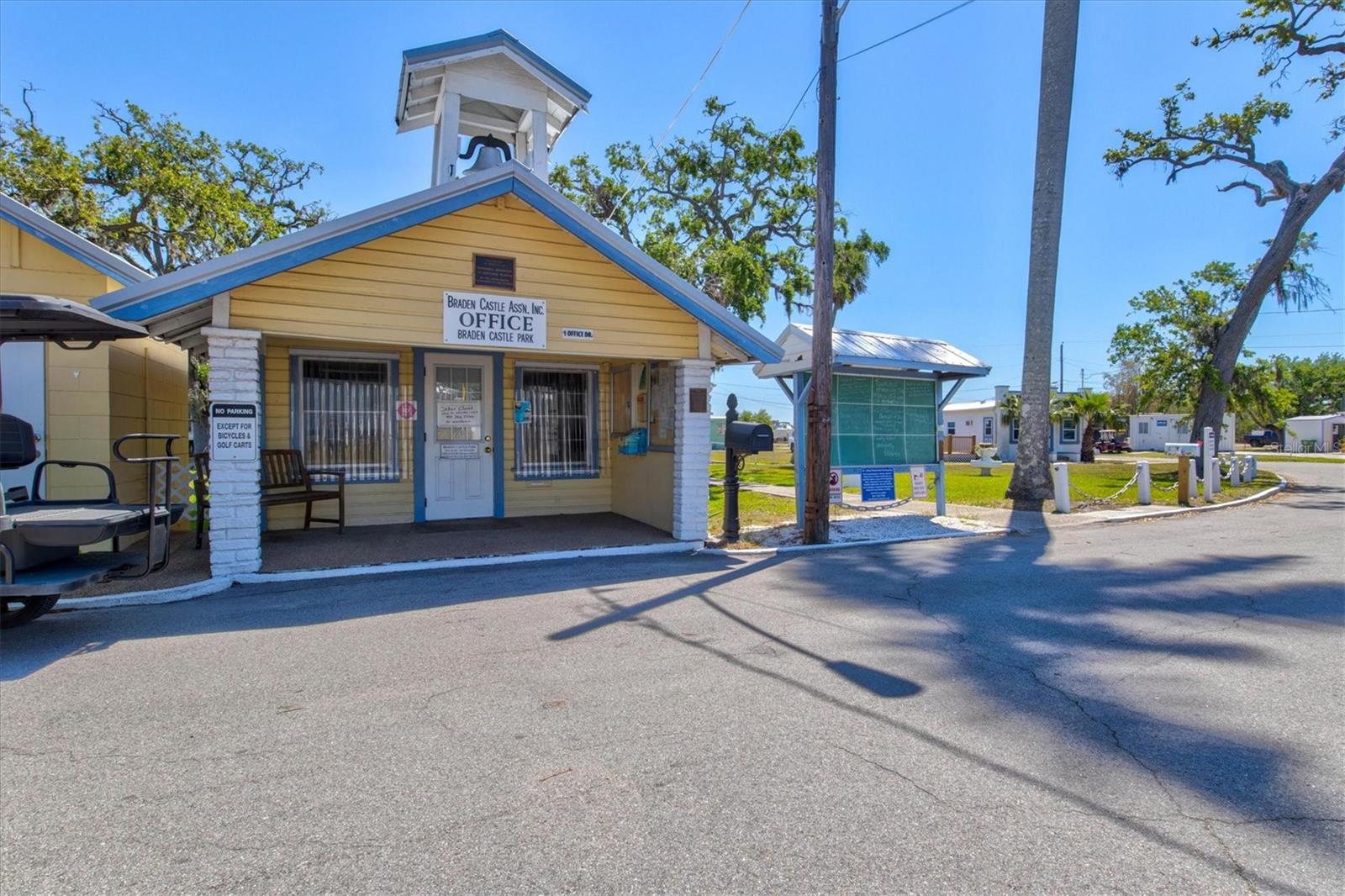 BRADEN CASTLE PARK - Residential