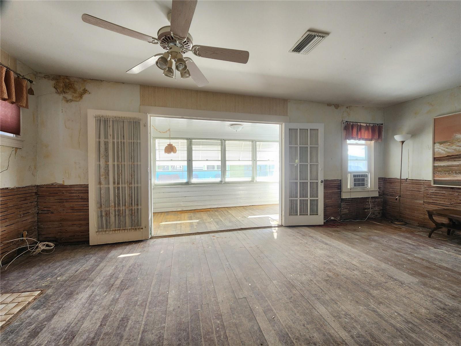 BRADEN CASTLE PARK - Residential