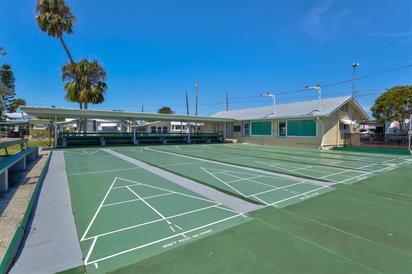 BRADEN CASTLE PARK - Residential