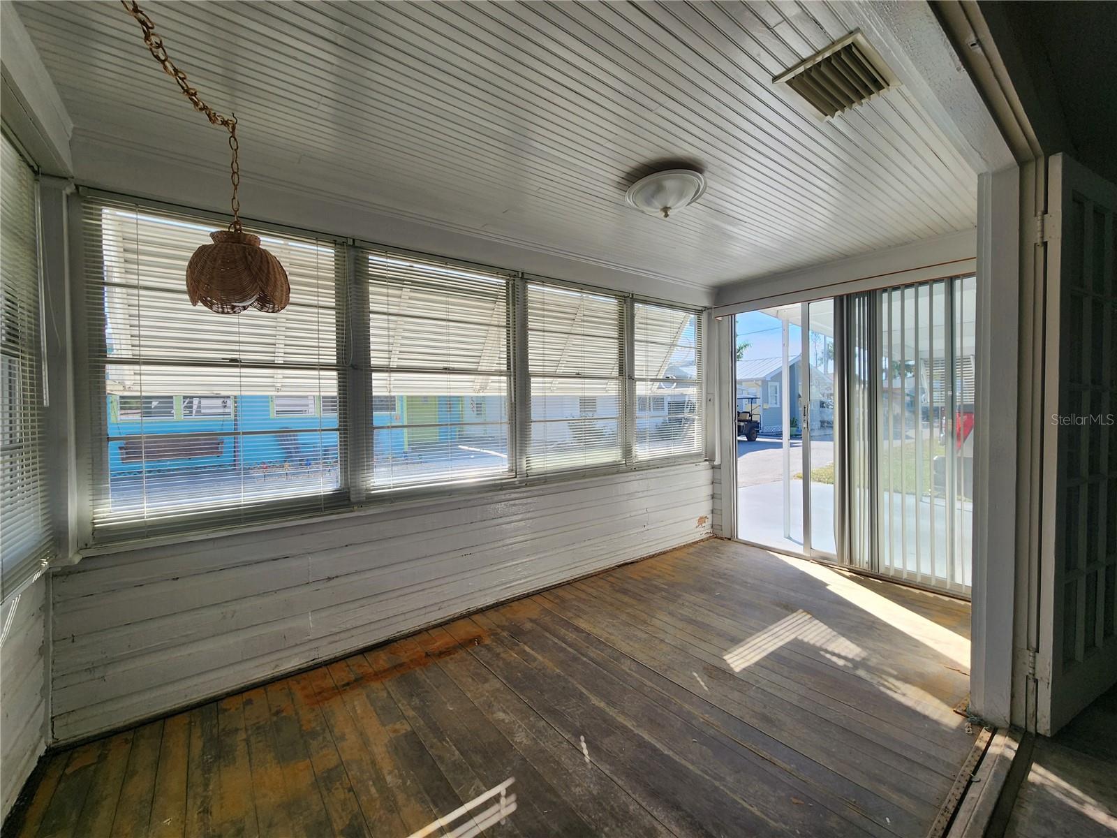 BRADEN CASTLE PARK - Residential