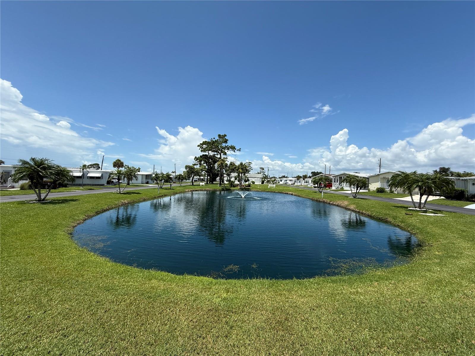 COLONIAL MANOR - Land