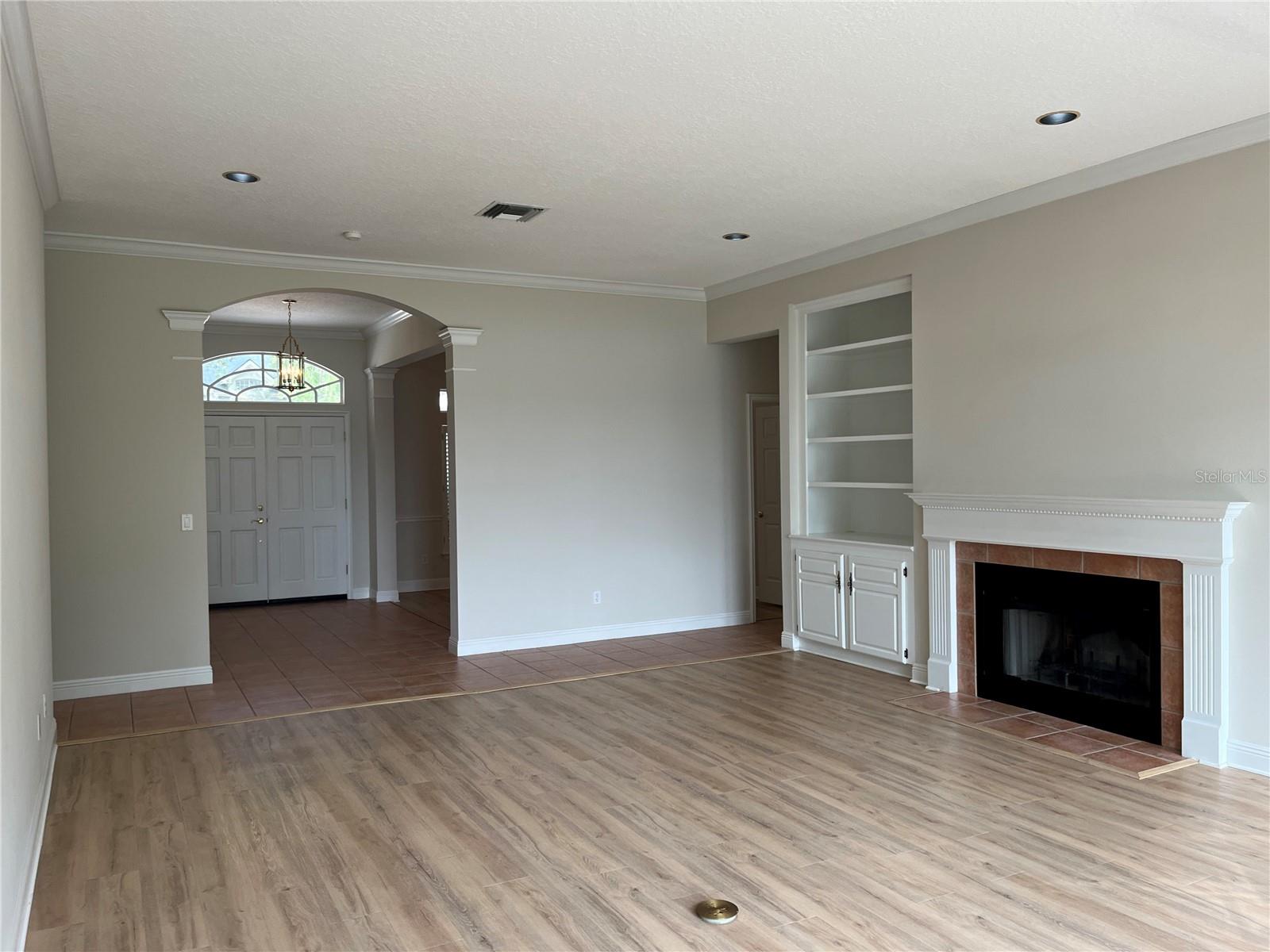 LEXINGTON CLUB - Residential Lease