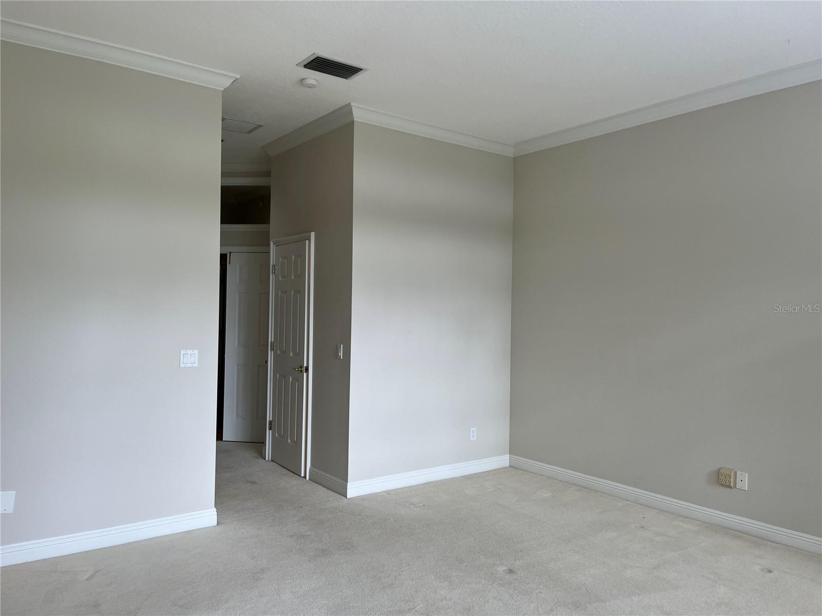 LEXINGTON CLUB - Residential Lease