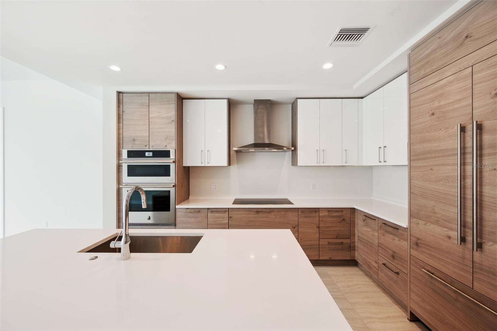 SALTAIRE CONDO - Residential Lease