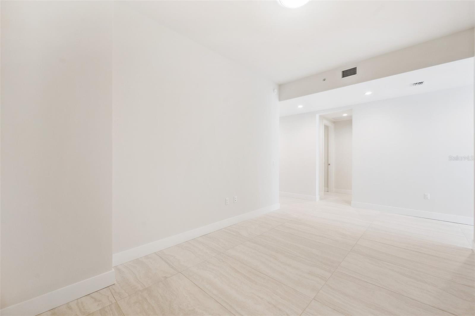 SALTAIRE CONDO - Residential Lease