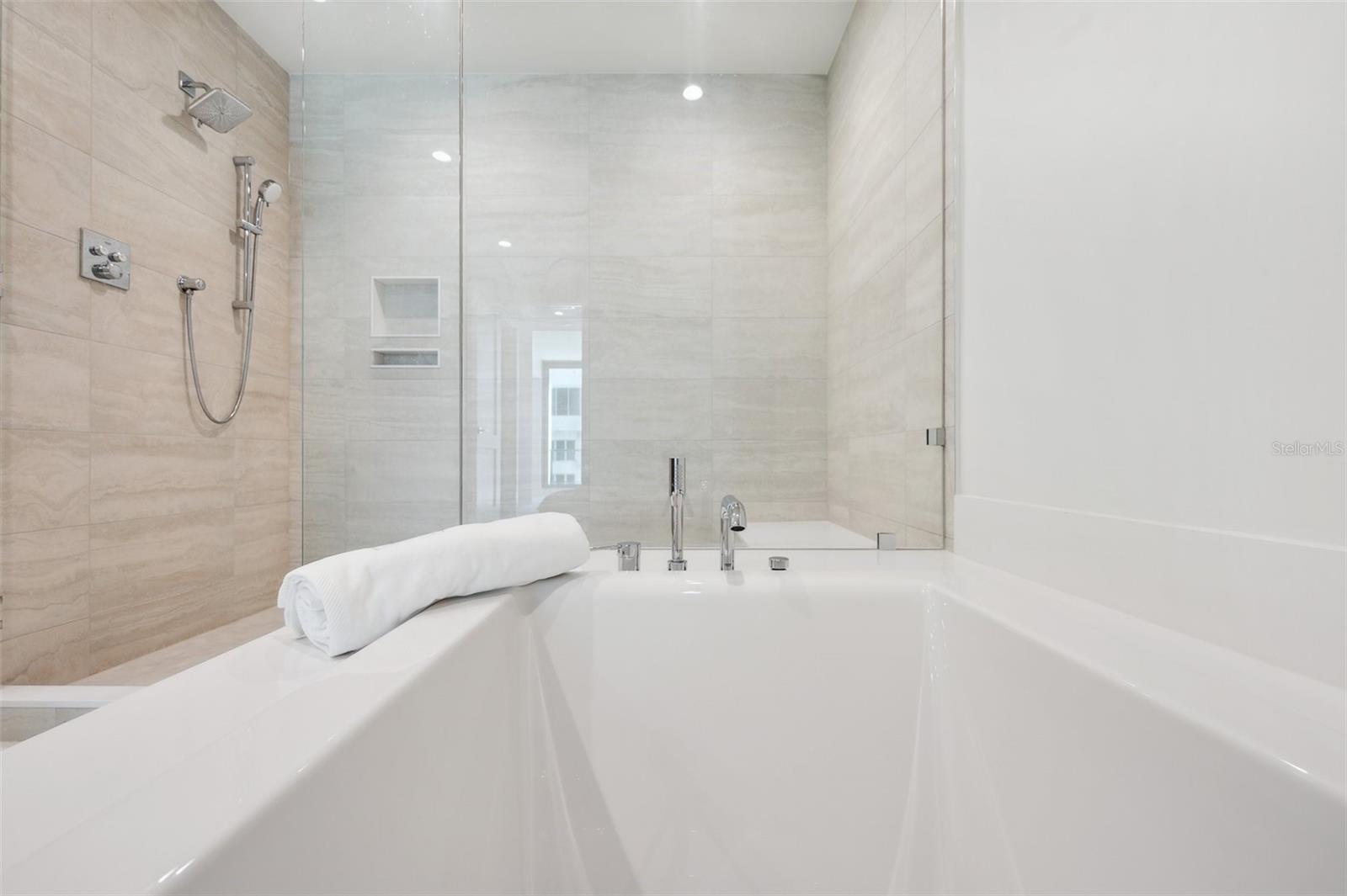 SALTAIRE CONDO - Residential Lease