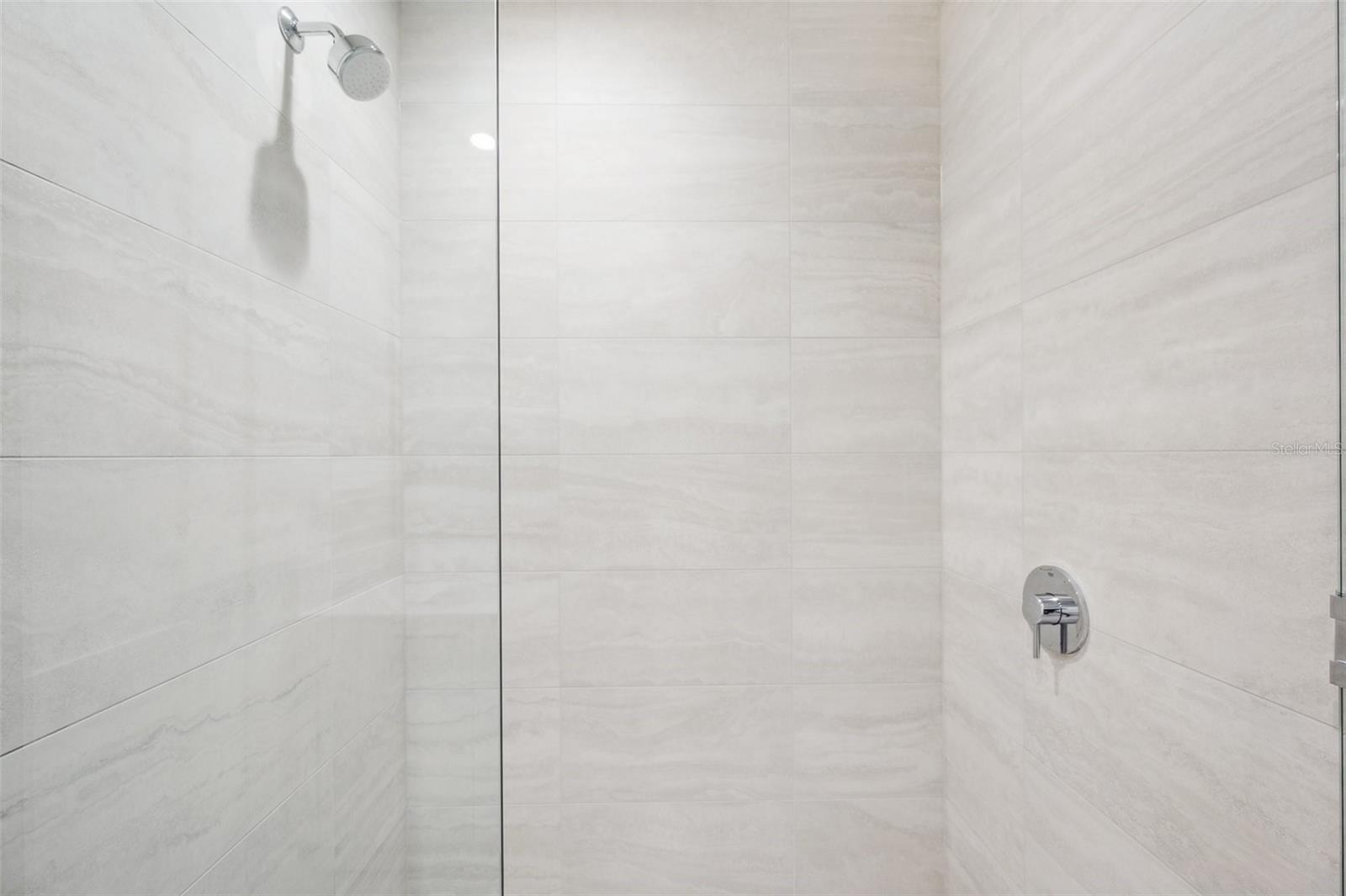 SALTAIRE CONDO - Residential Lease