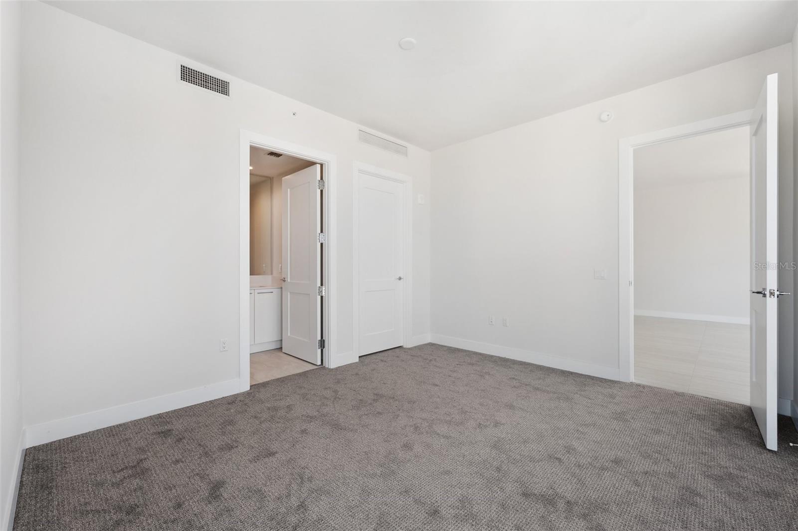 SALTAIRE CONDO - Residential Lease