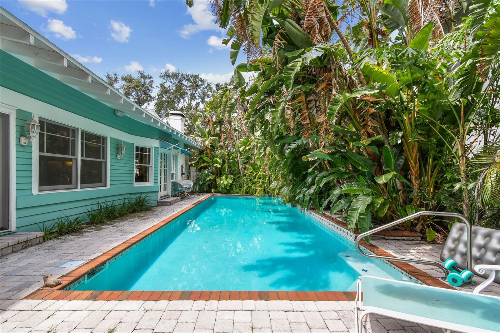 BAYSHORE PLACE - Residential