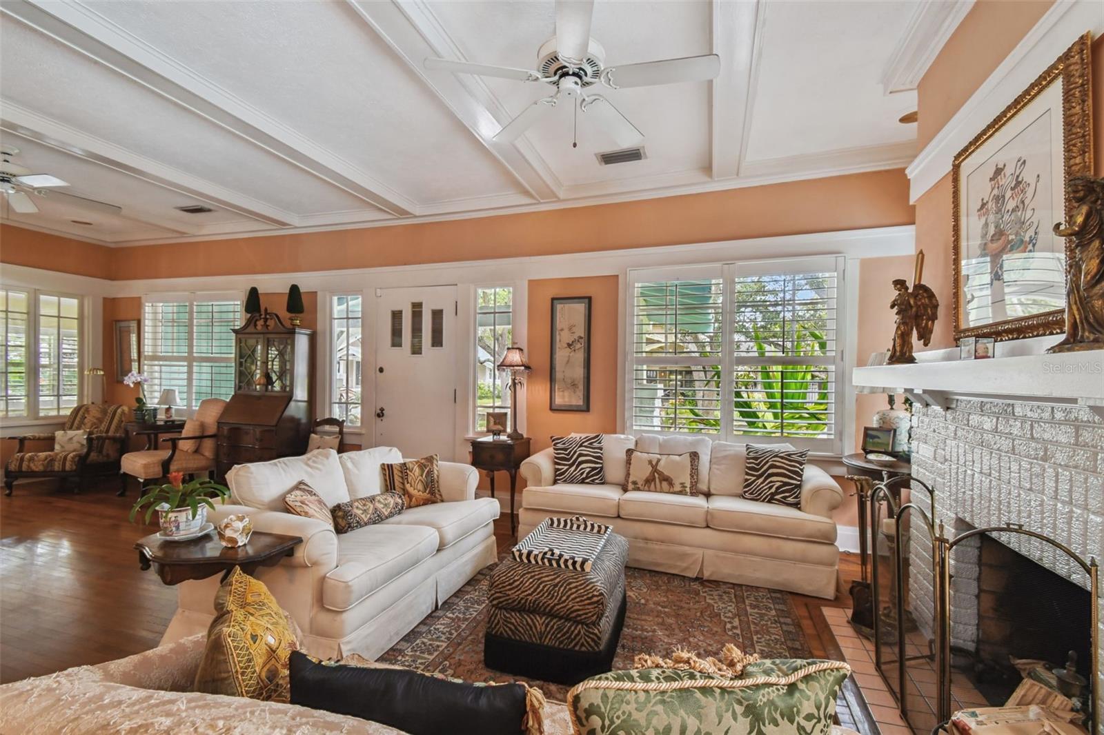 BAYSHORE PLACE - Residential