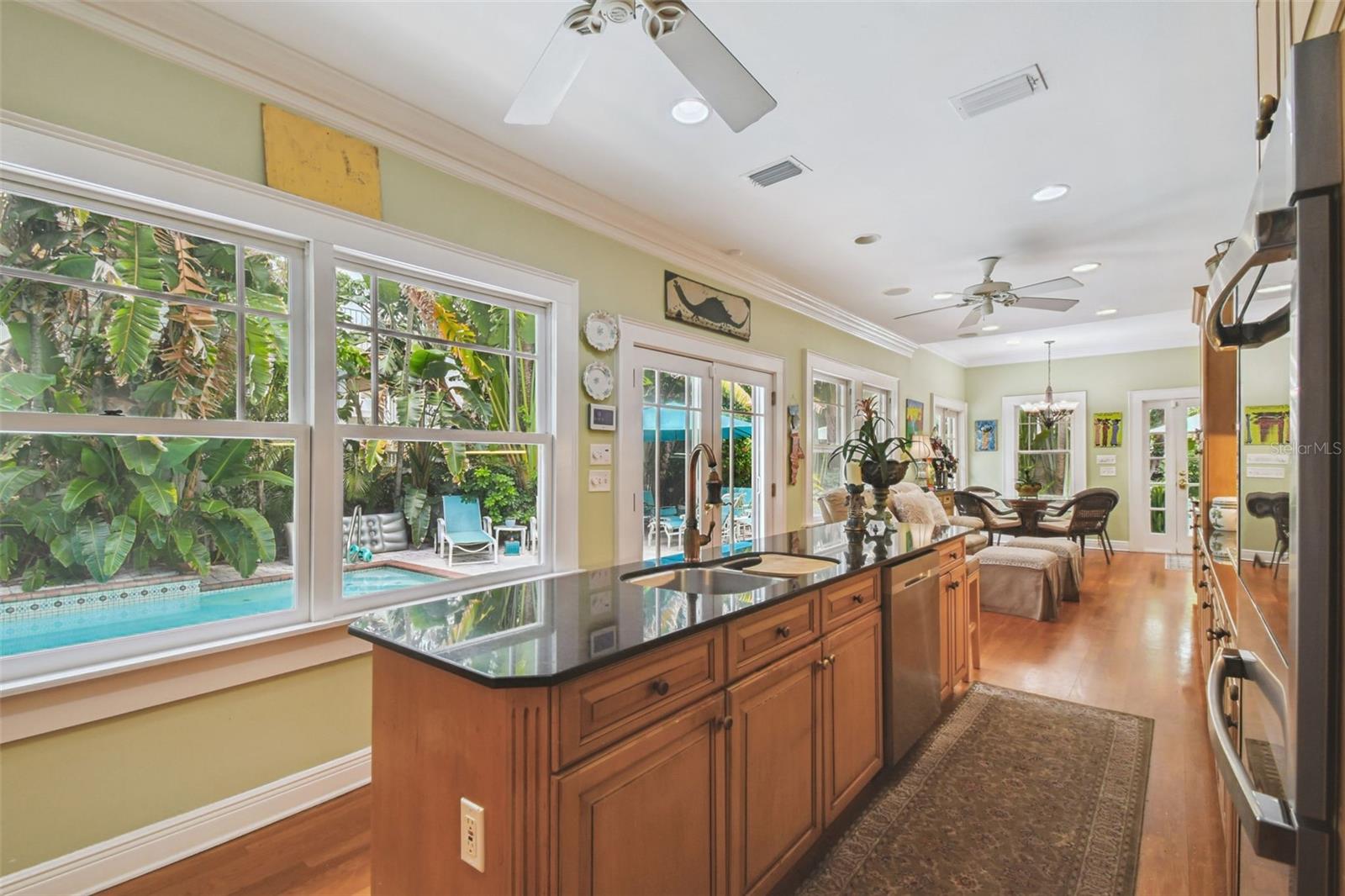 BAYSHORE PLACE - Residential