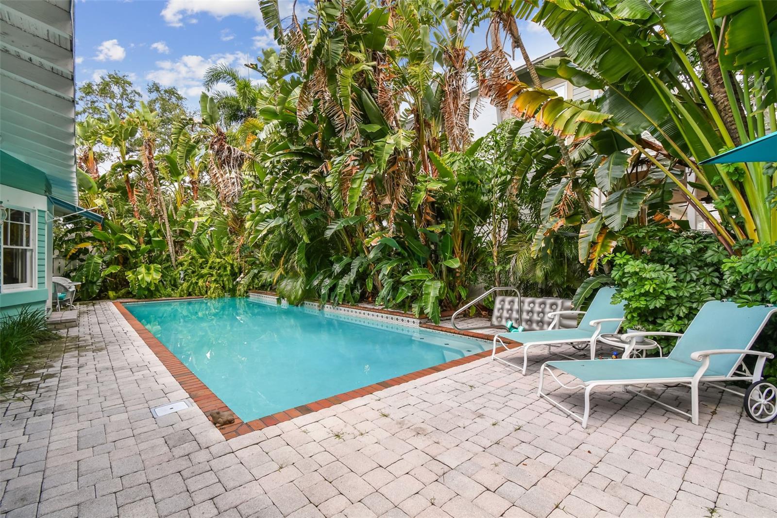 BAYSHORE PLACE - Residential