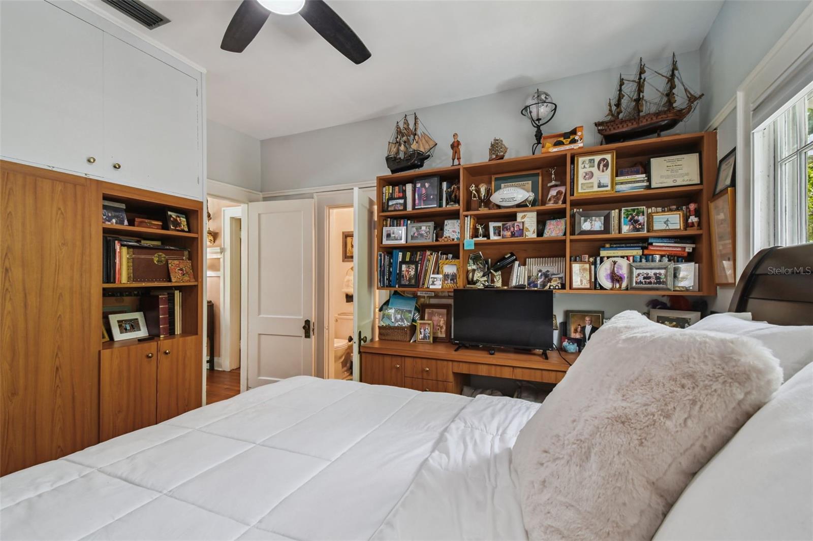 BAYSHORE PLACE - Residential