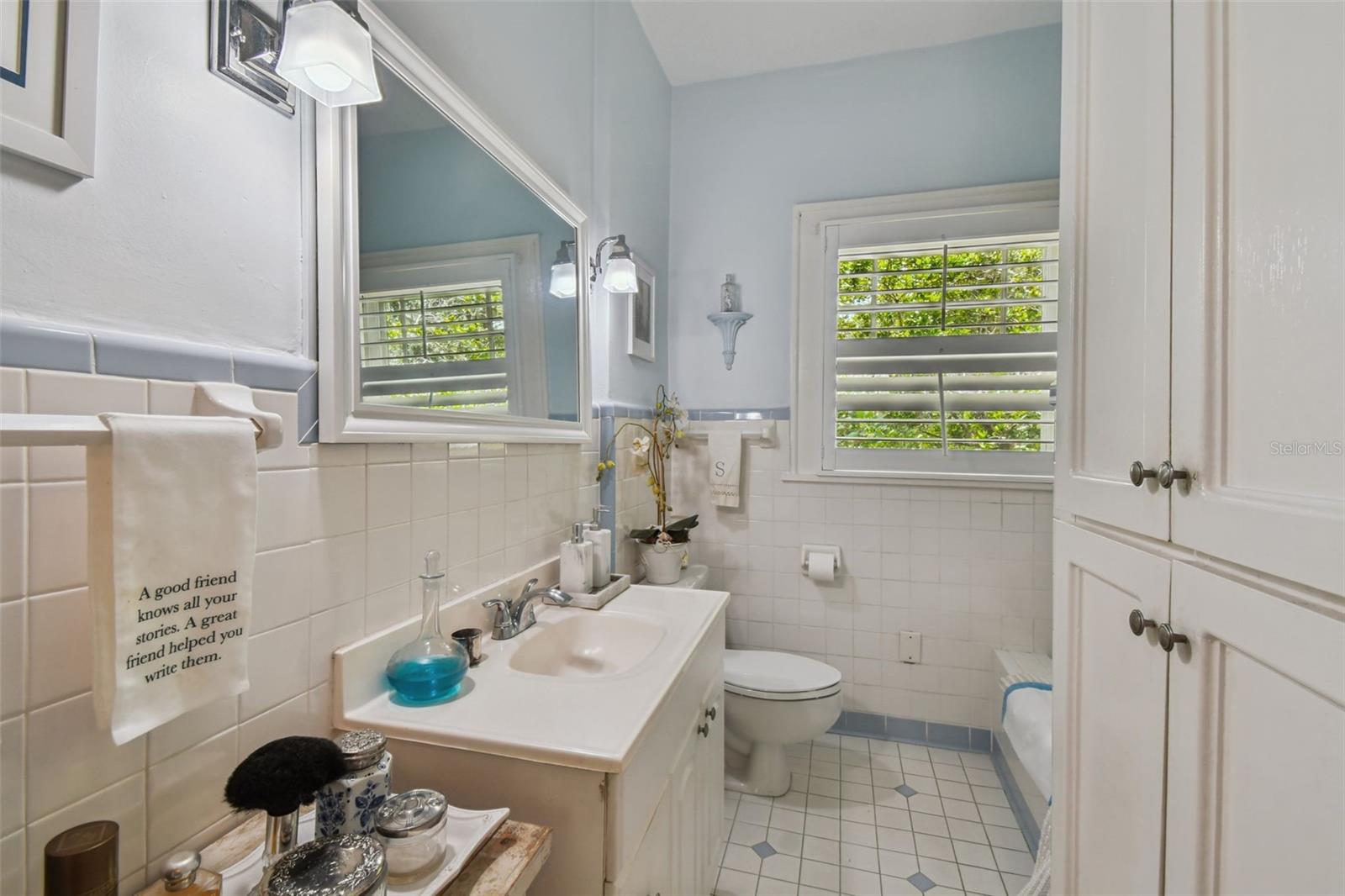 BAYSHORE PLACE - Residential