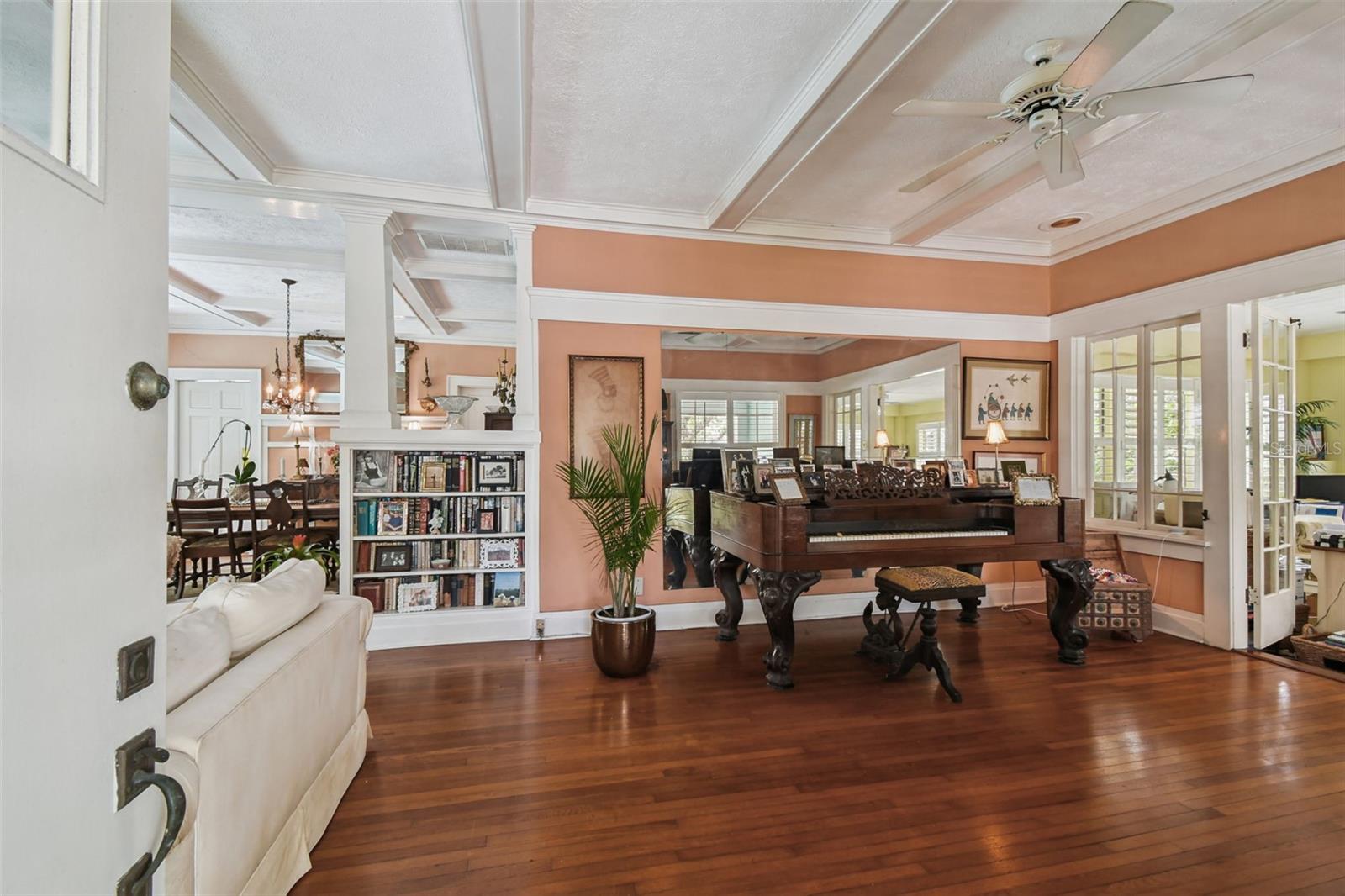 BAYSHORE PLACE - Residential