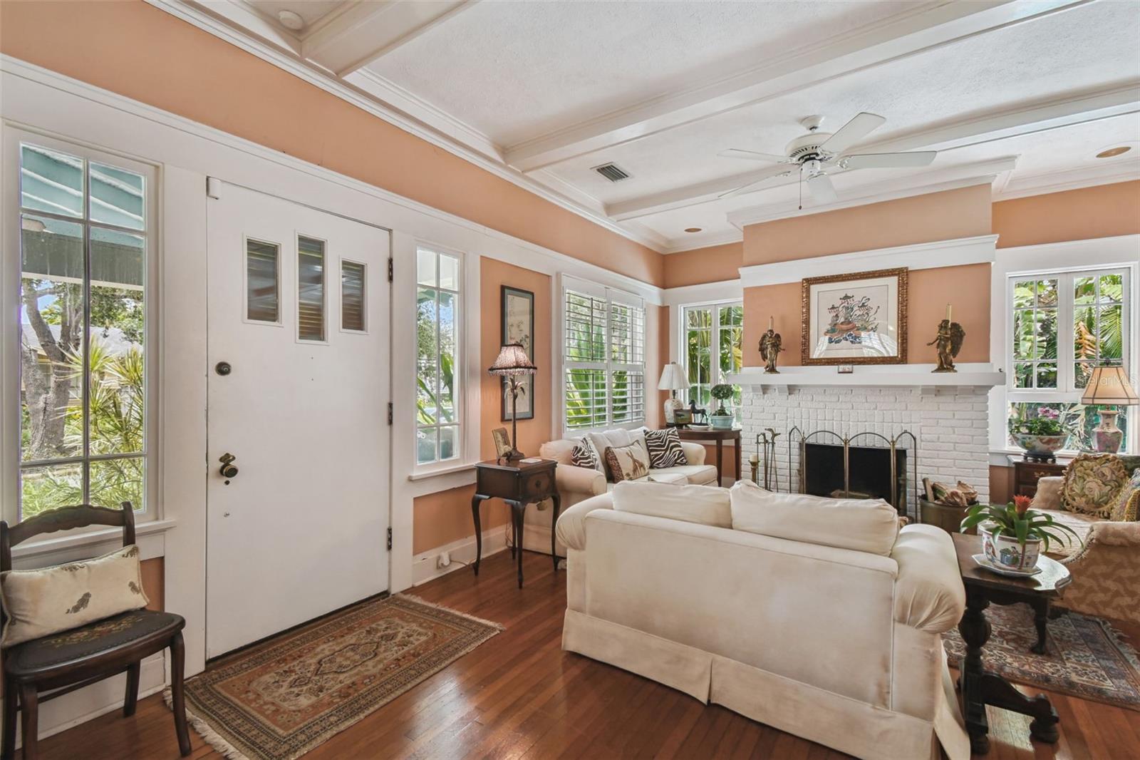 BAYSHORE PLACE - Residential