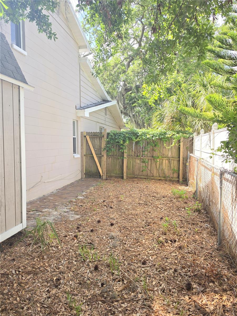 BEACON SQUARE - Residential