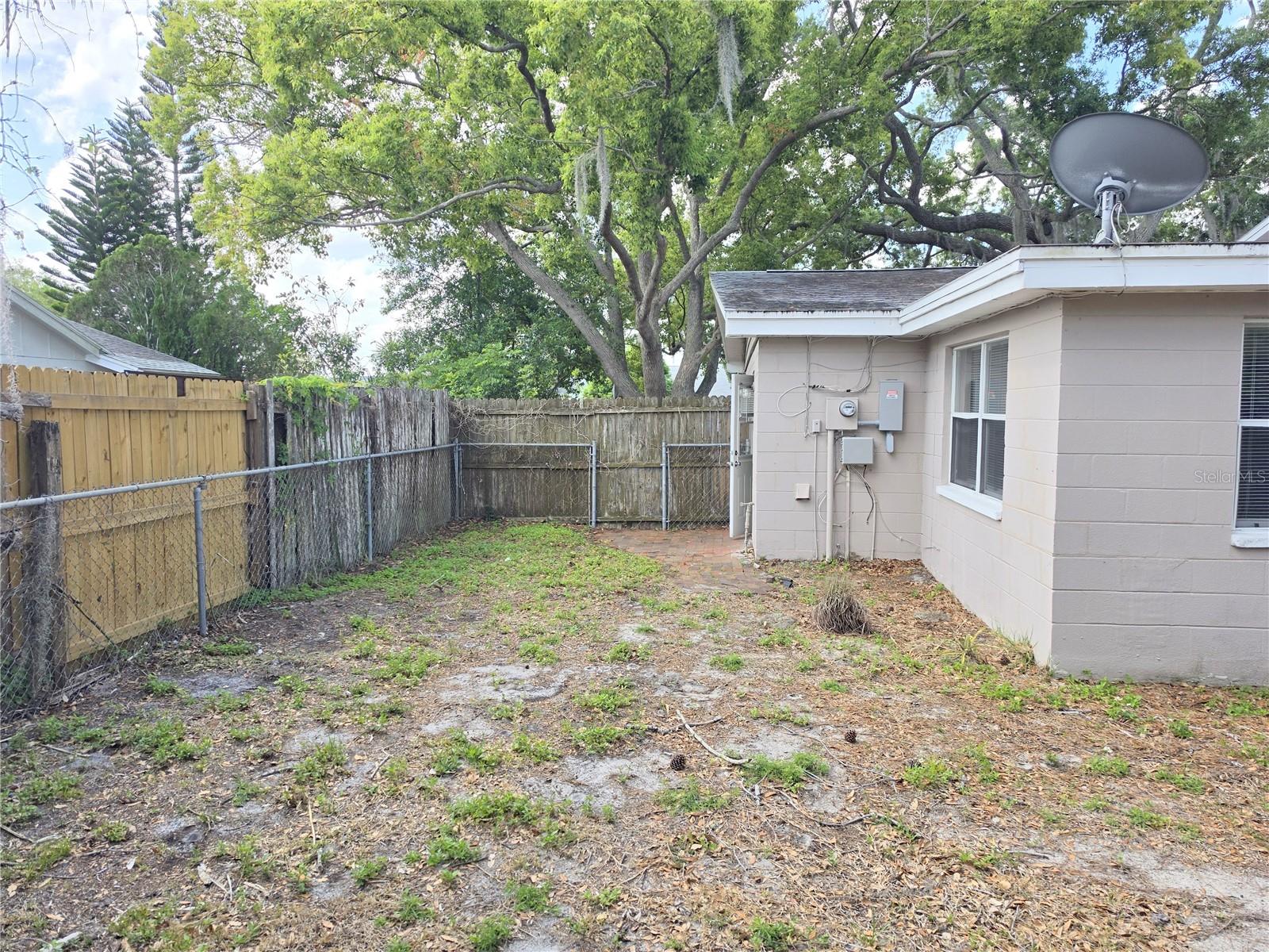 BEACON SQUARE - Residential