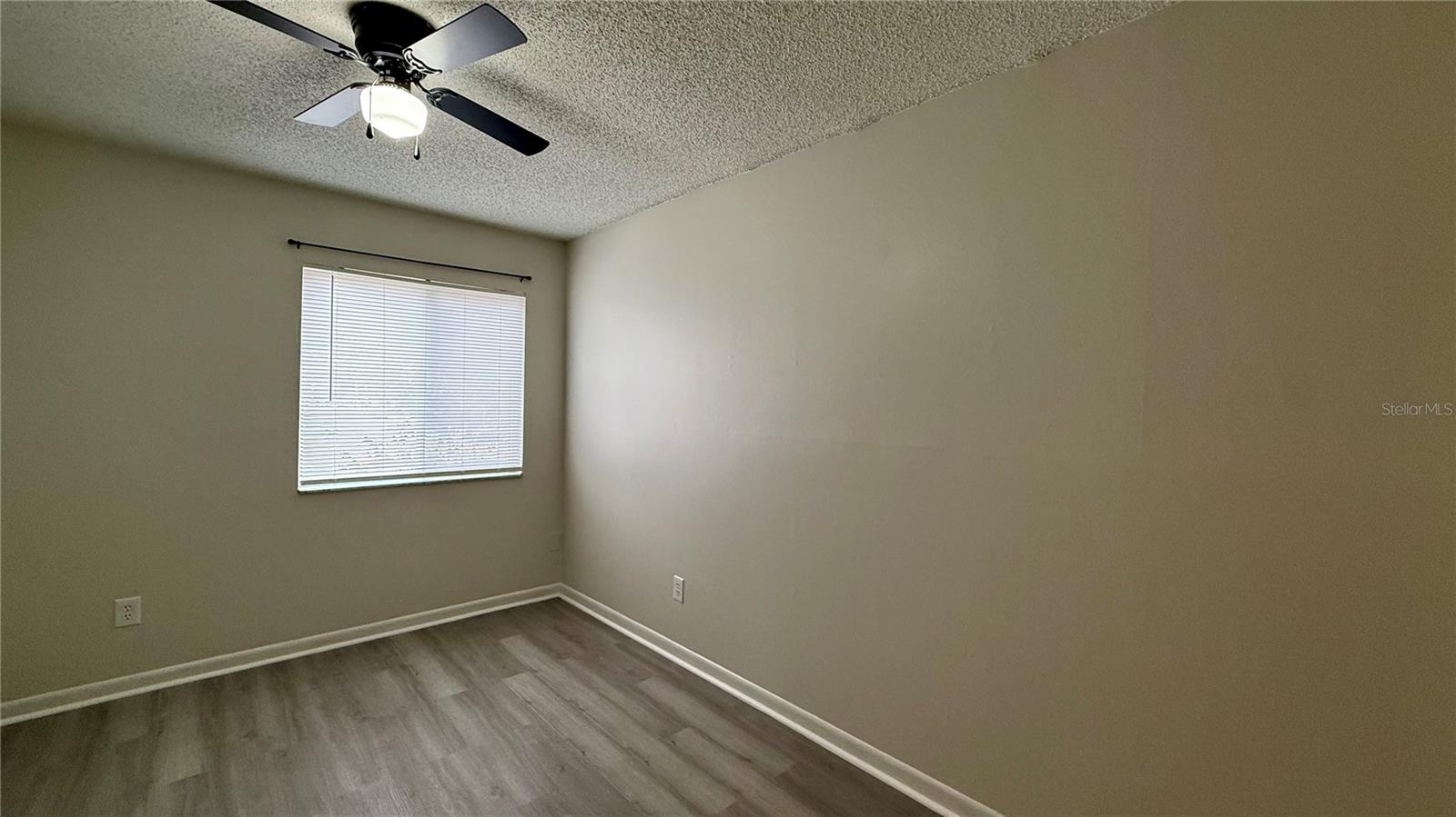 HUNTINGTON ON GREEN CONDO - Residential