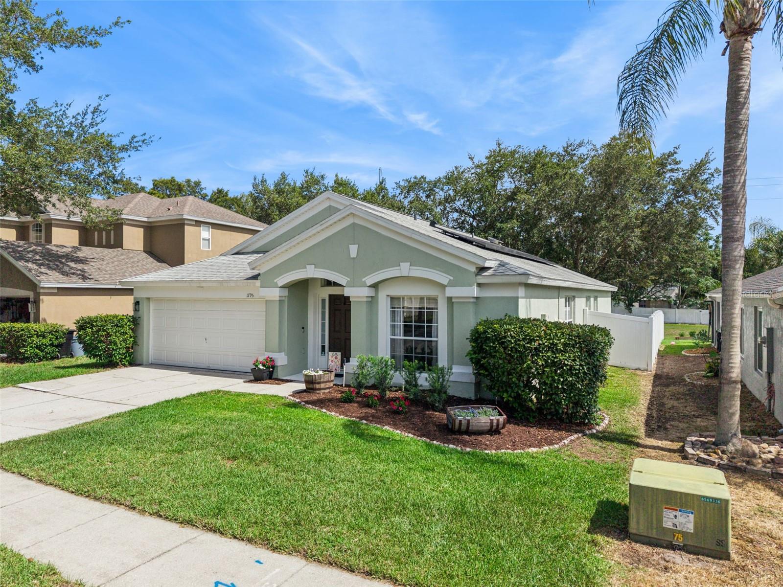 1795 LAUREL BROOK LOOP