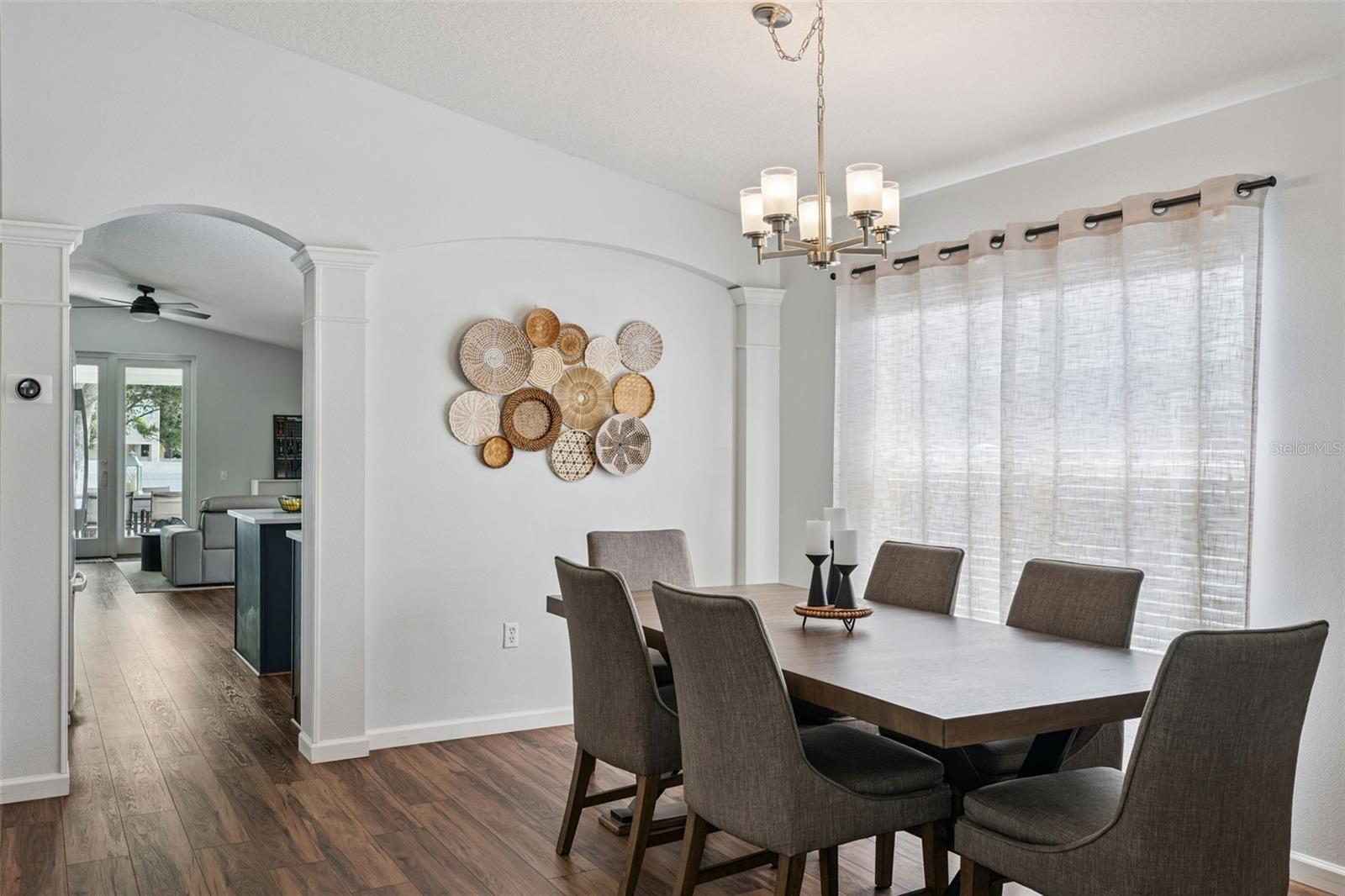 1795 LAUREL BROOK LOOP