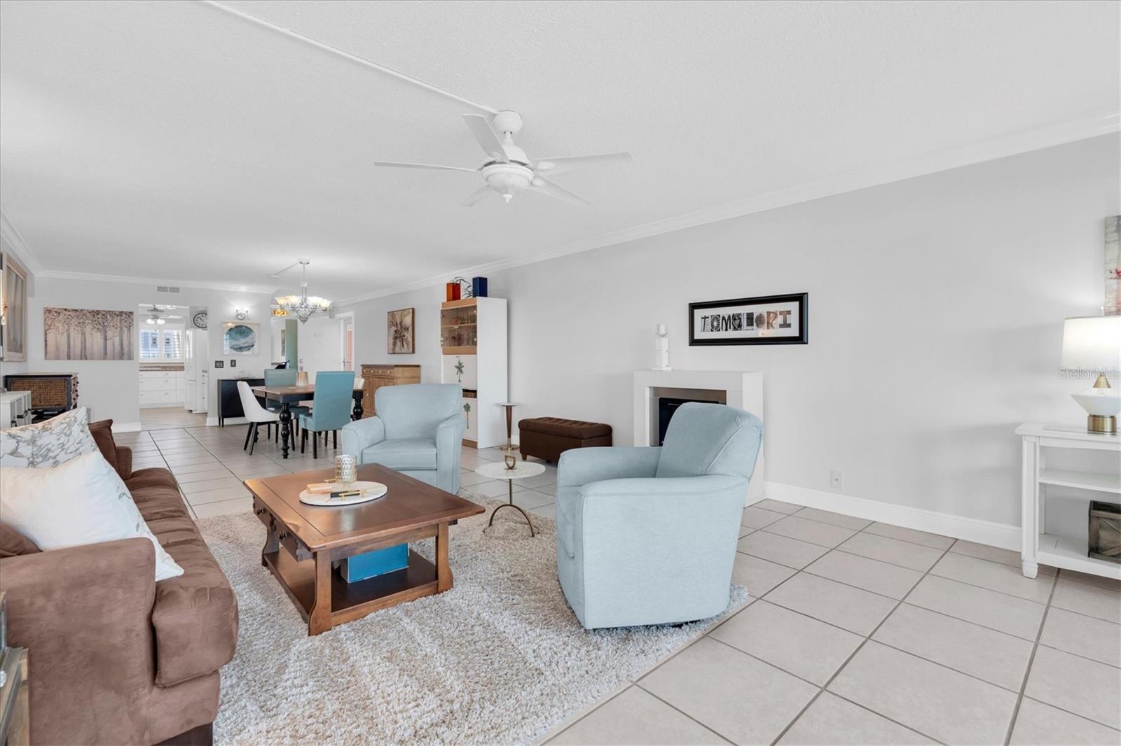 SHORE CREST BLDG - Residential