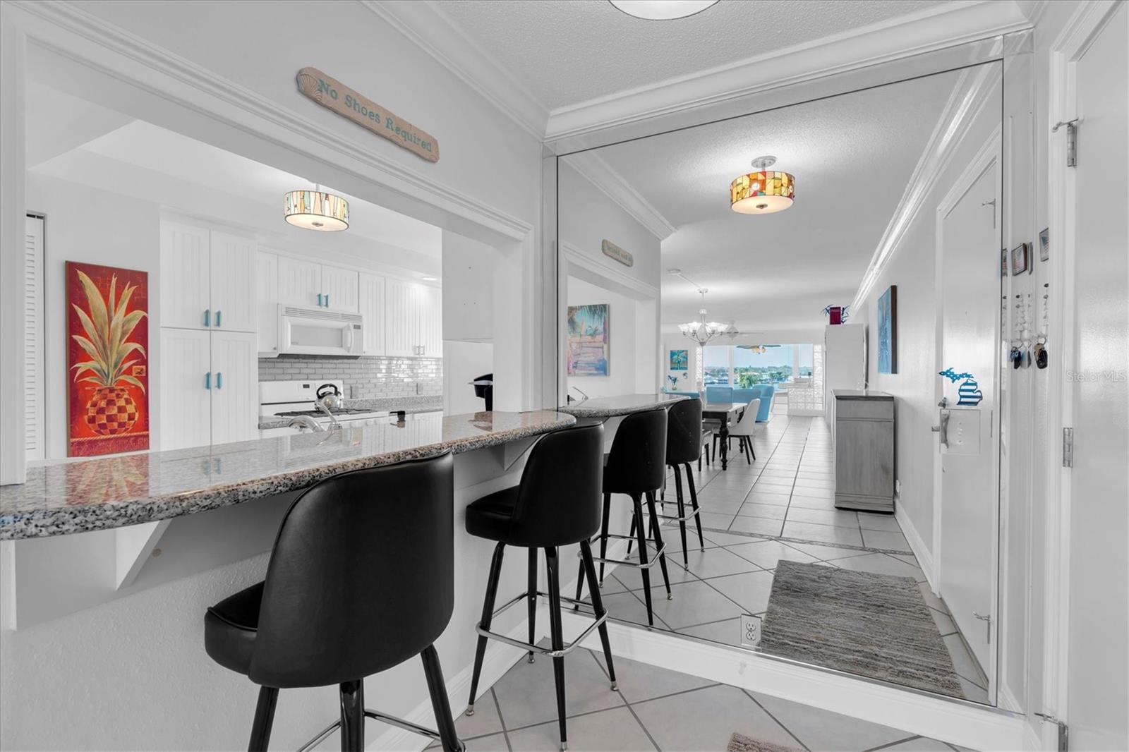 SHORE CREST BLDG - Residential