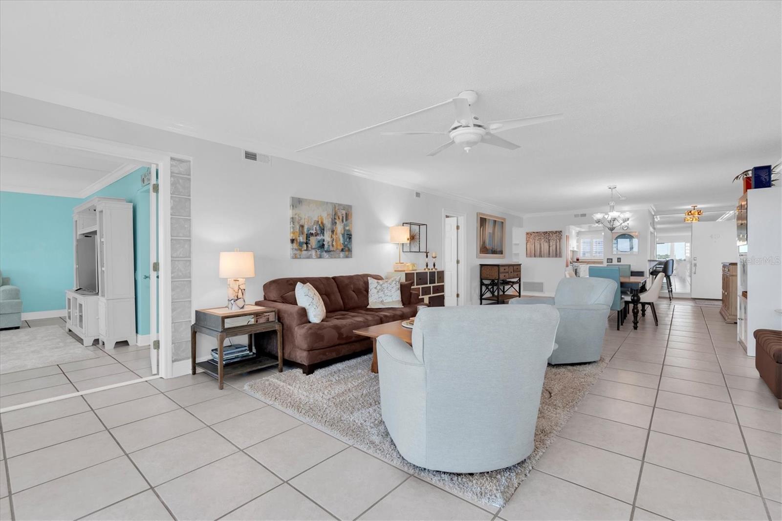 SHORE CREST BLDG - Residential