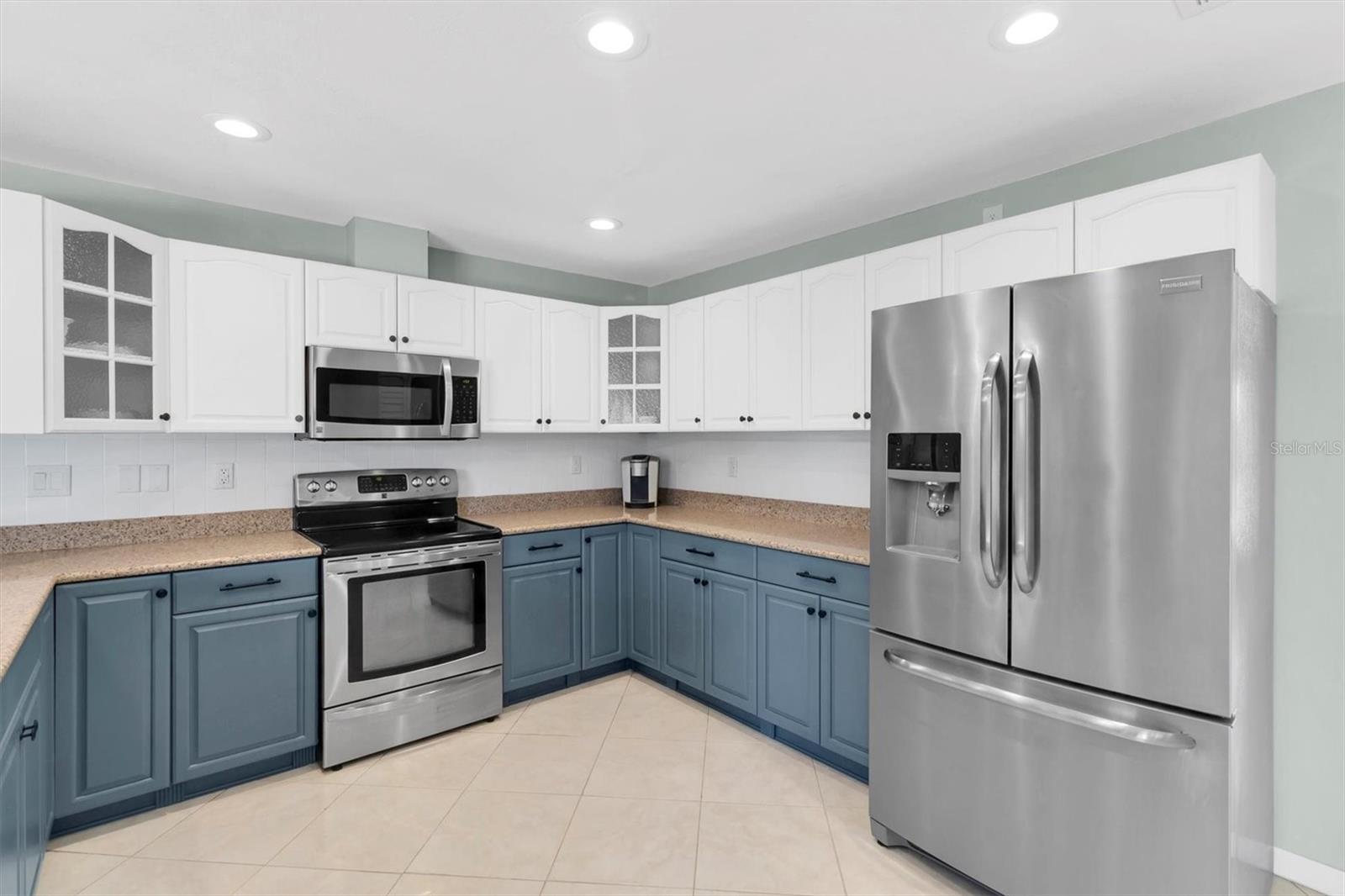 FAIRWAY FOREST - Residential