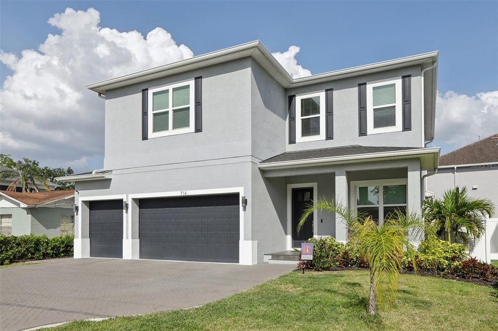 Photo of 714 S Lois Avenue, Tampa, FL 33609 (MLS # TB8464392)