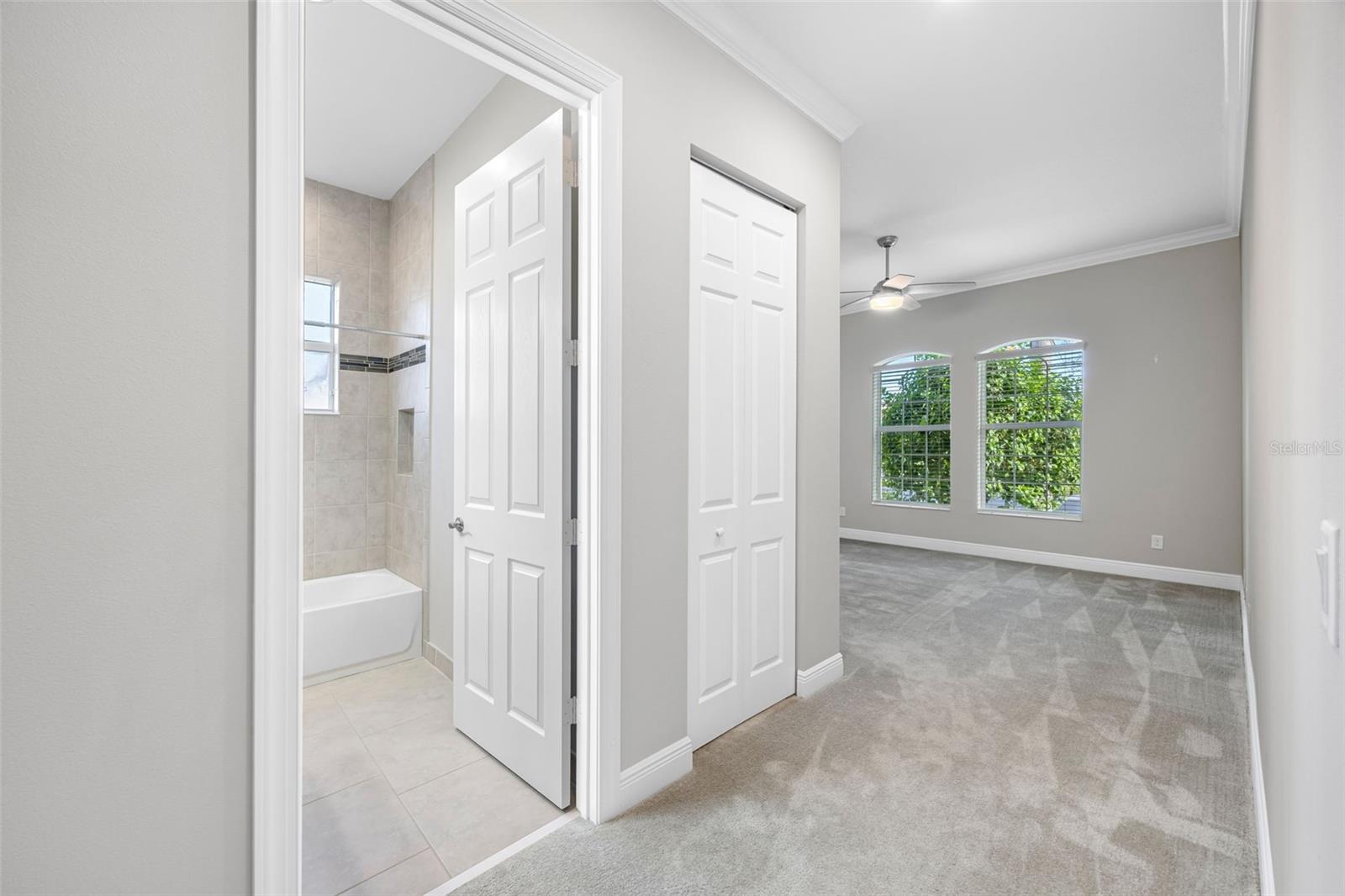 VALENCIA LAKES TR I - Residential