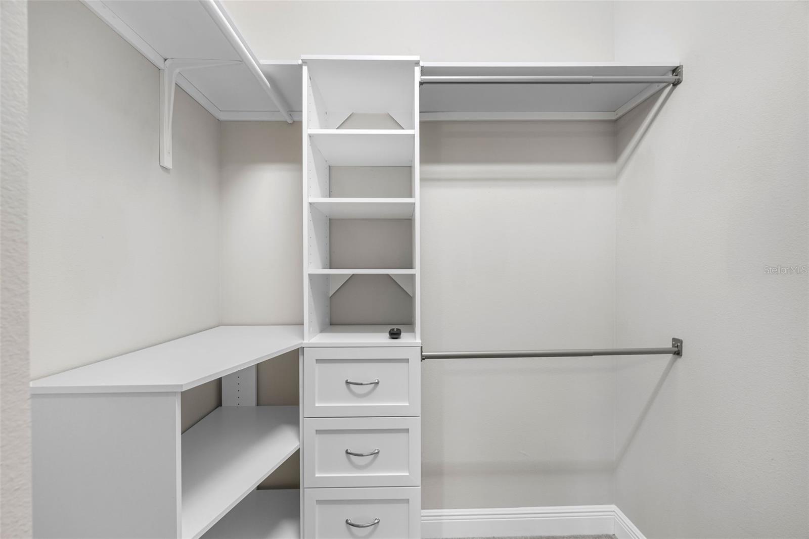 VALENCIA LAKES TR I - Residential