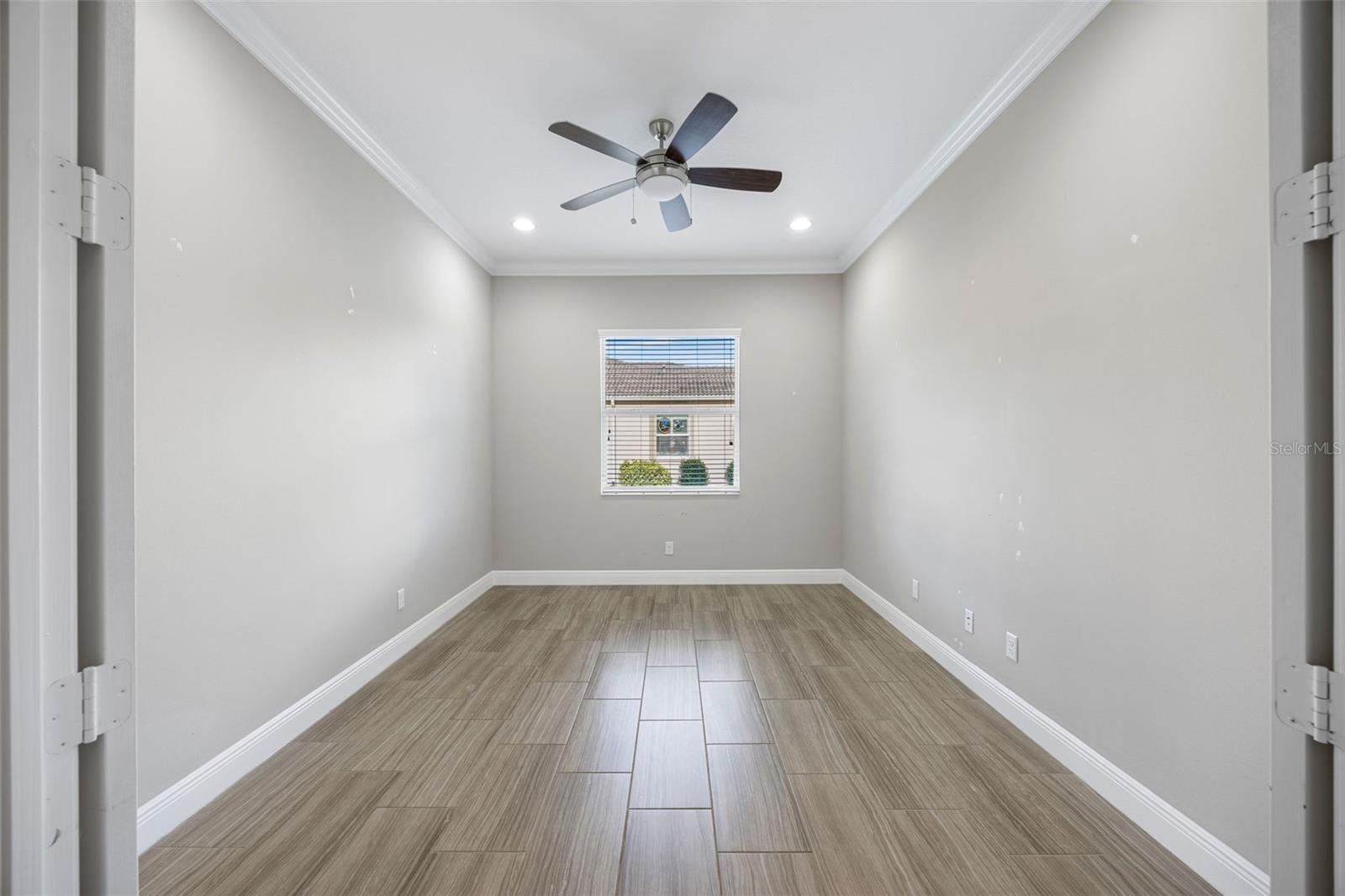 VALENCIA LAKES TR I - Residential