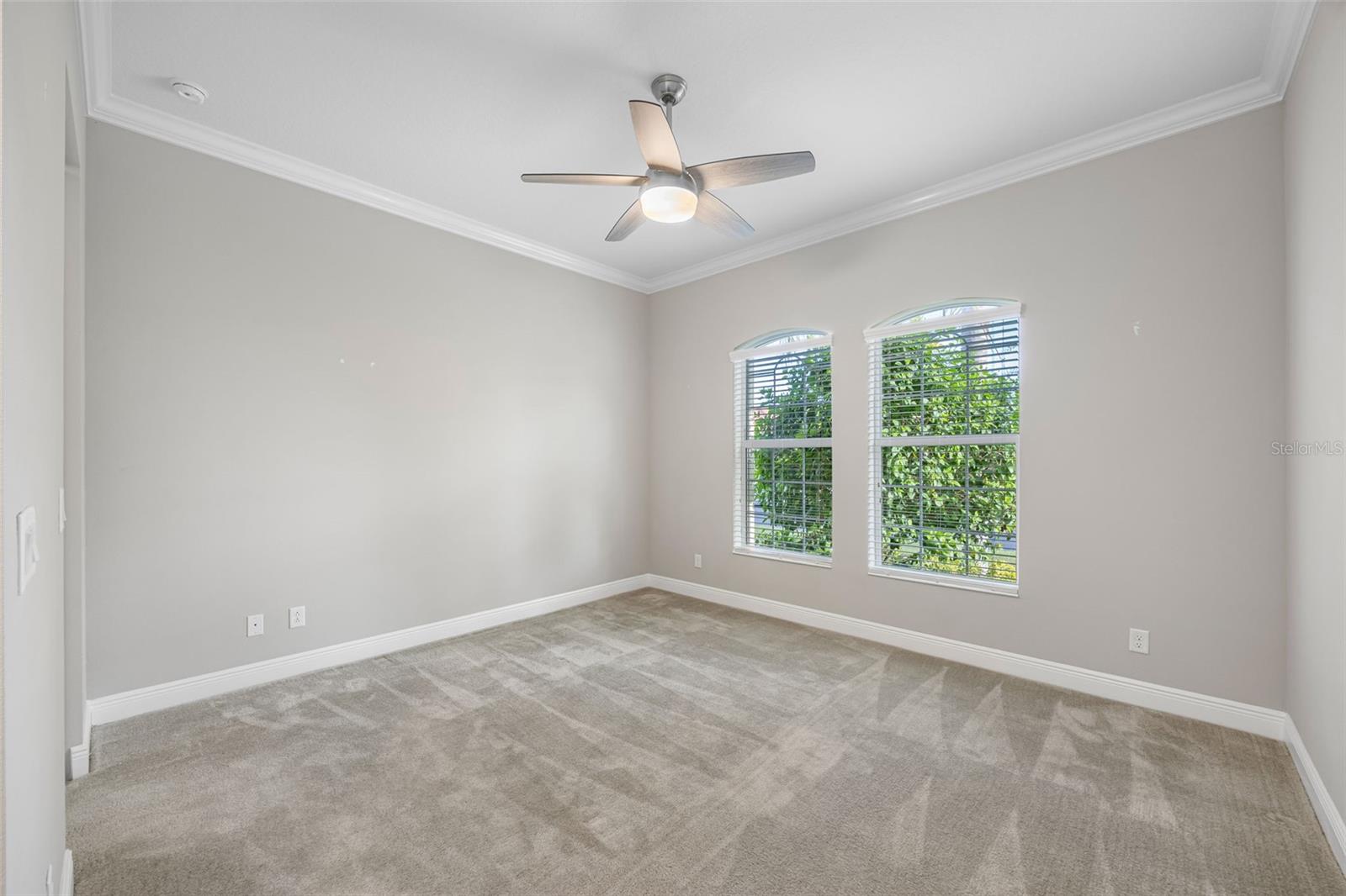 VALENCIA LAKES TR I - Residential