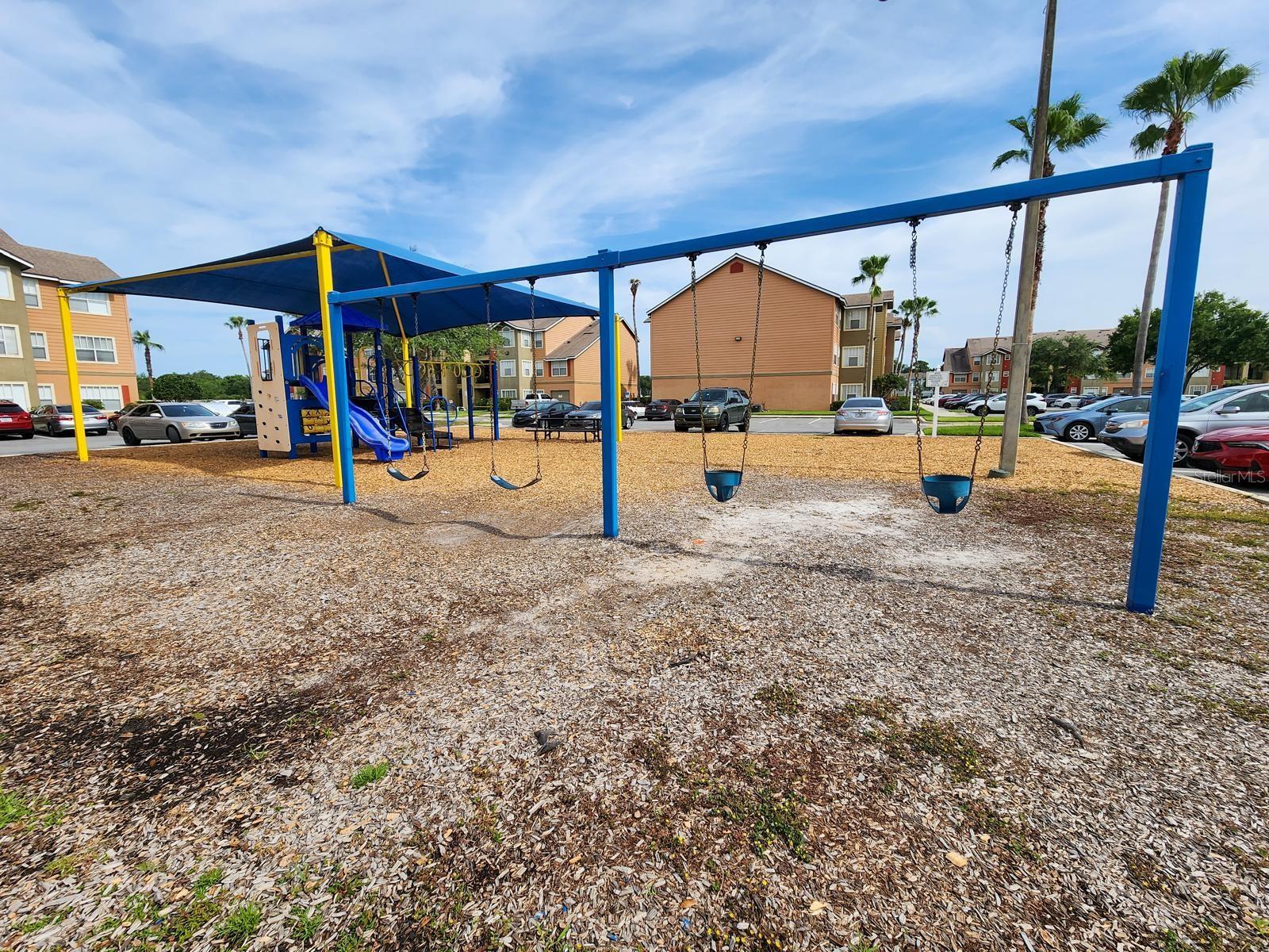 VILLAS DEL SOL AT KISS CONDO - Residential