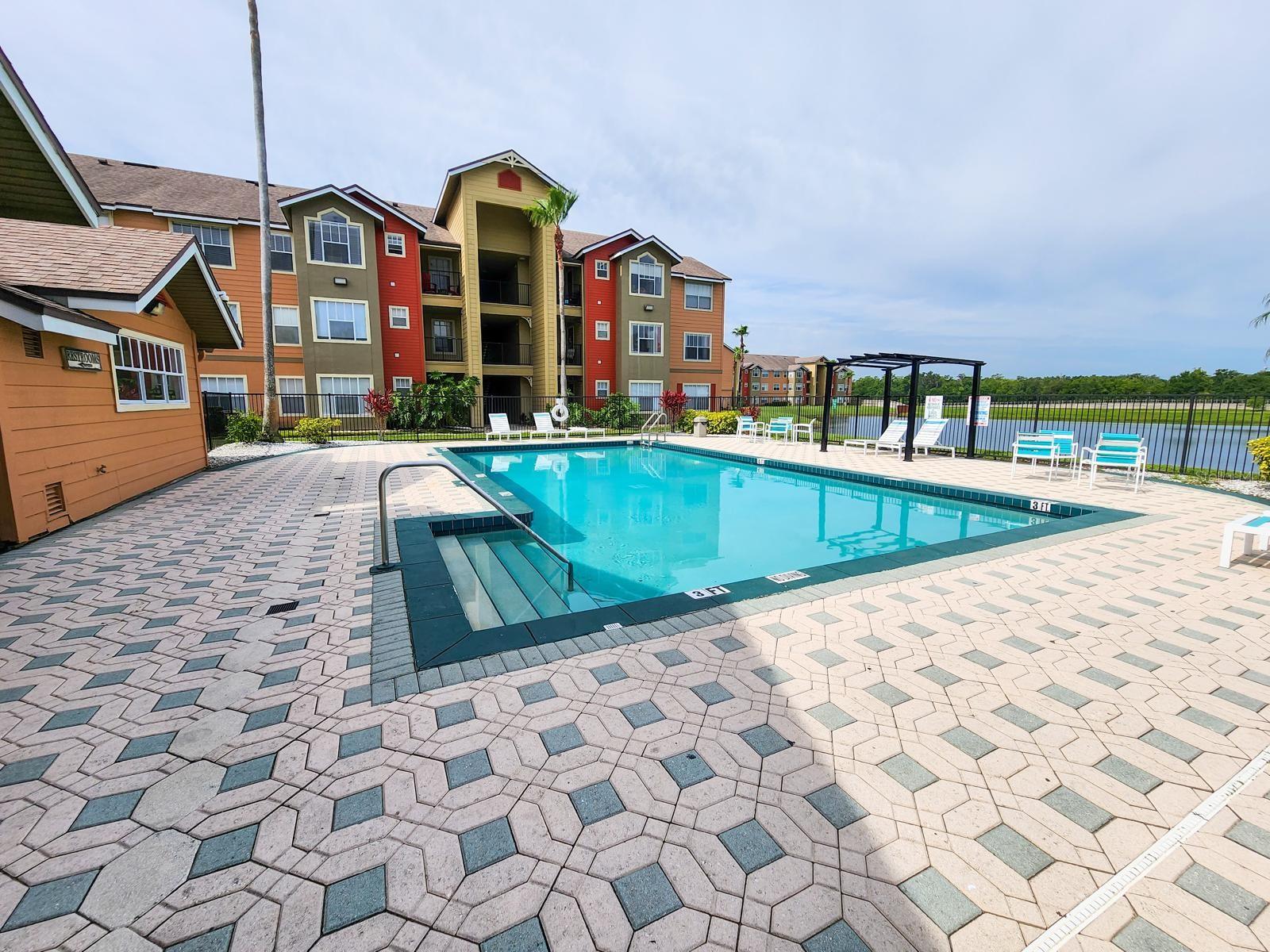 VILLAS DEL SOL AT KISS CONDO - Residential