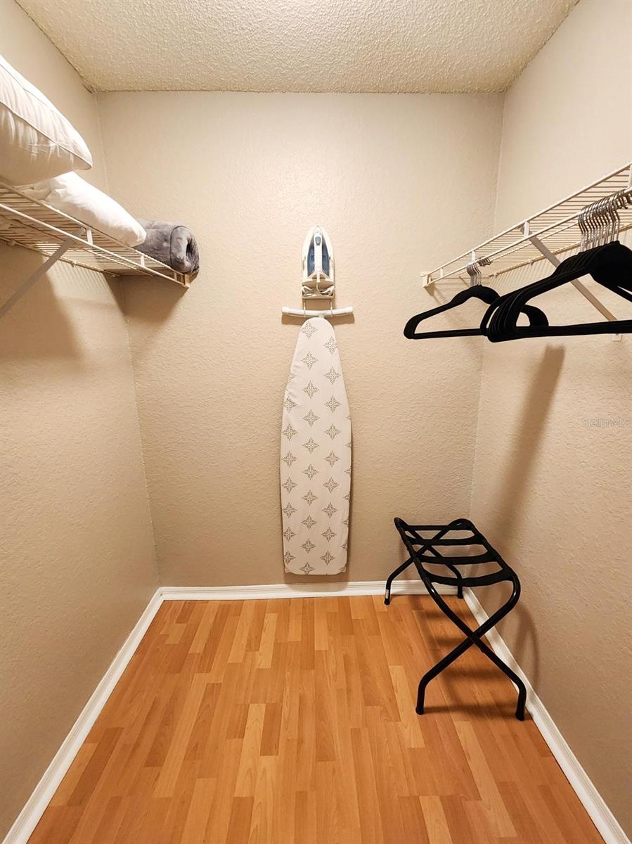 VILLAS DEL SOL AT KISS CONDO - Residential