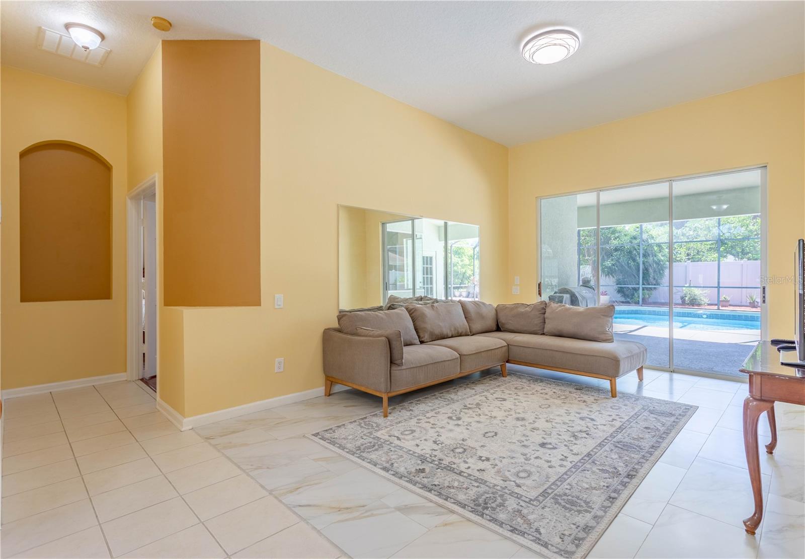 2406 BLOSSOMWOOD DRIVE