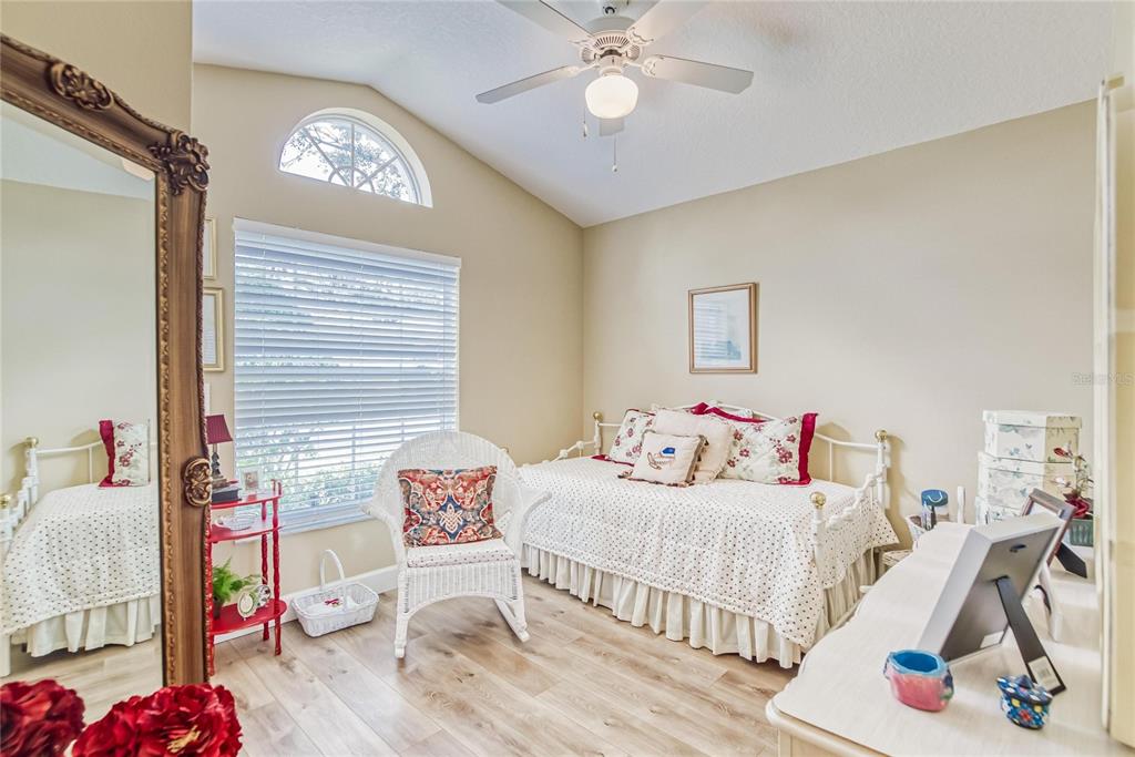 EAGLEBROOKE PH 01 - Residential