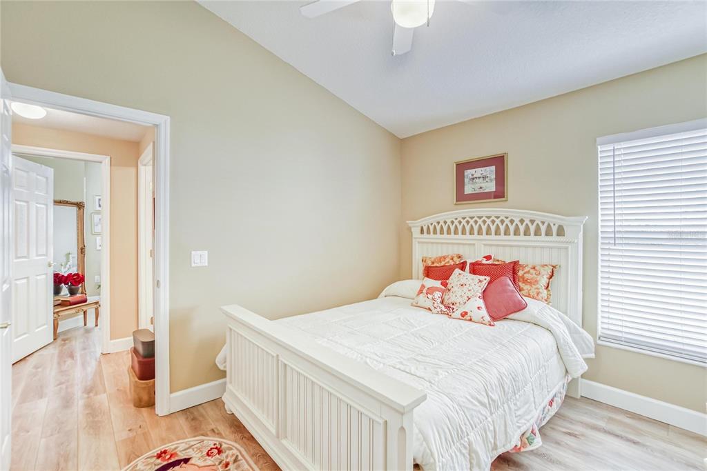 EAGLEBROOKE PH 01 - Residential