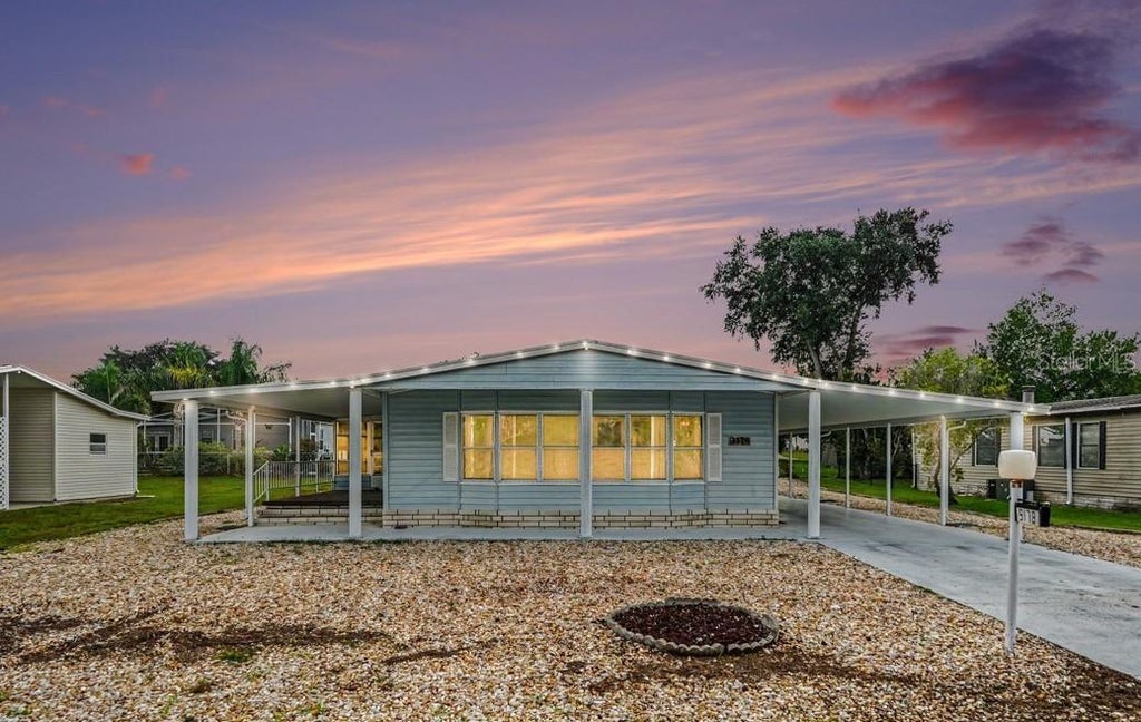 Photo of 9178 Admiral Street, Brooksville, FL 34613 (MLS # TB8516437)