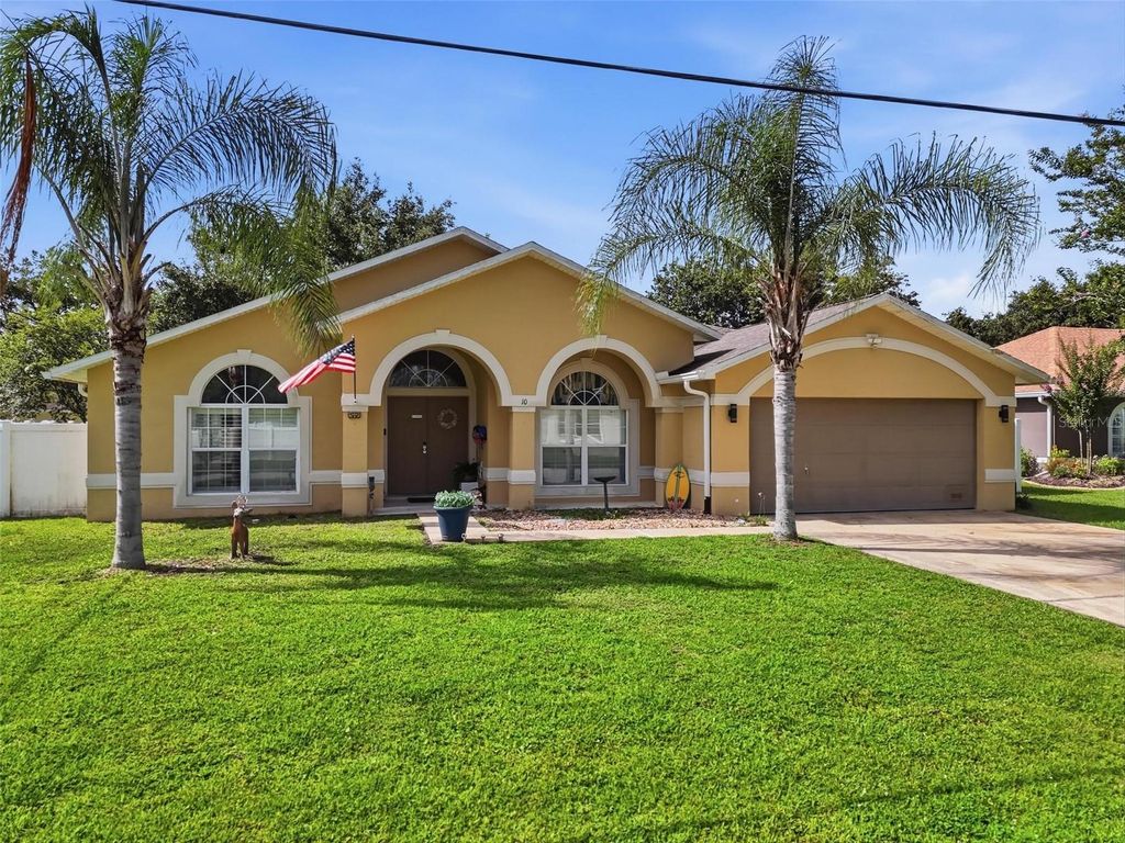 Photo of 10 Larkspur Way, Palm Coast, FL 32137 (MLS # FC319335)