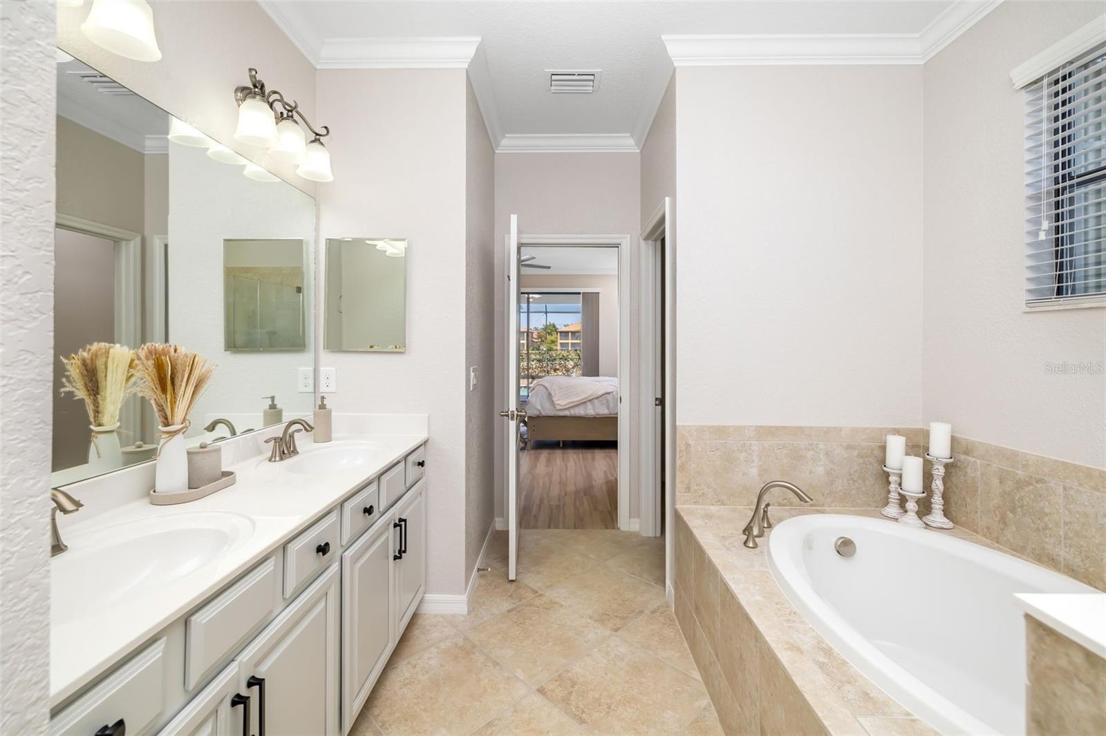 RIVER STRAND - Residential