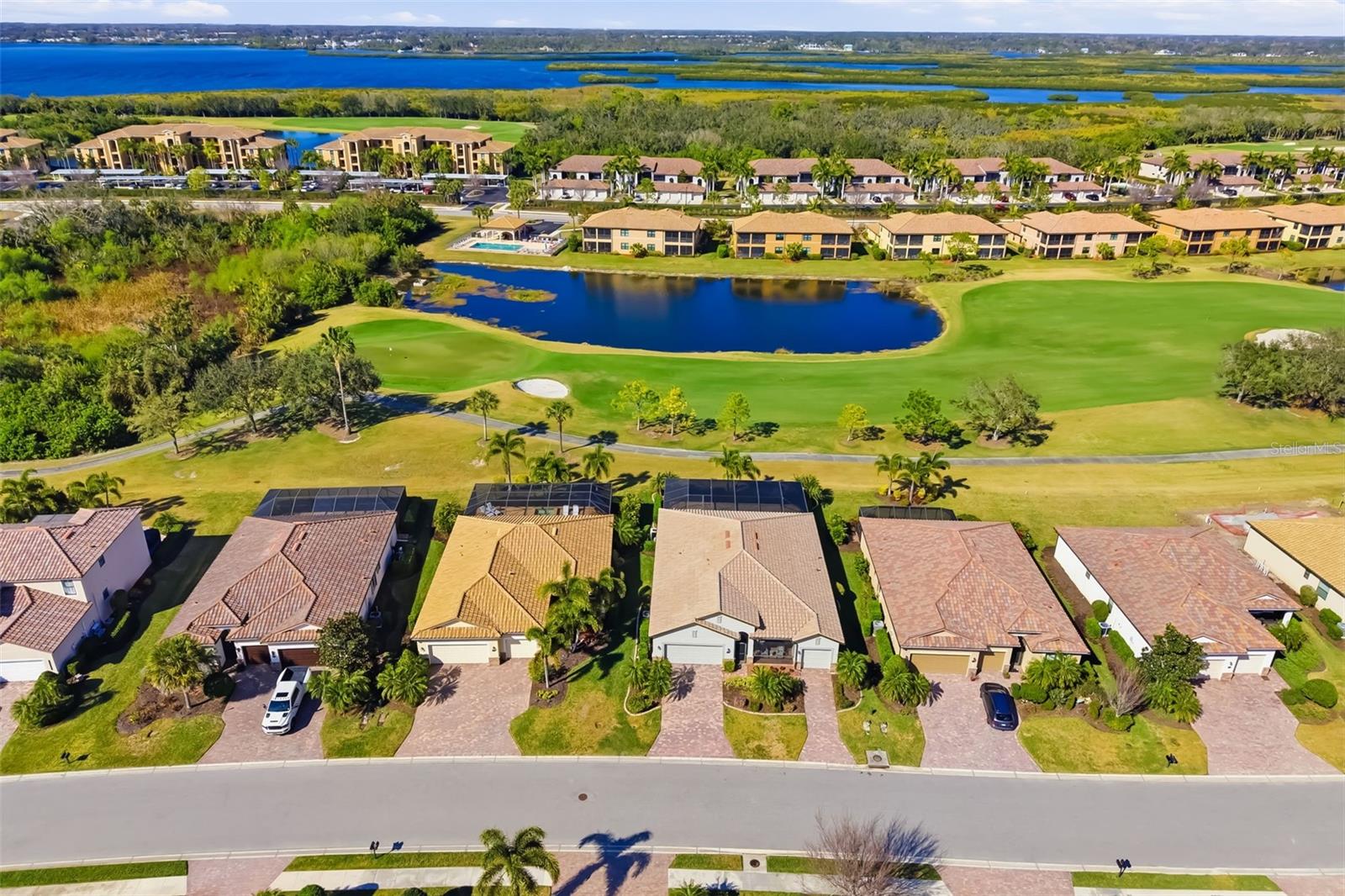 RIVER STRAND - Residential