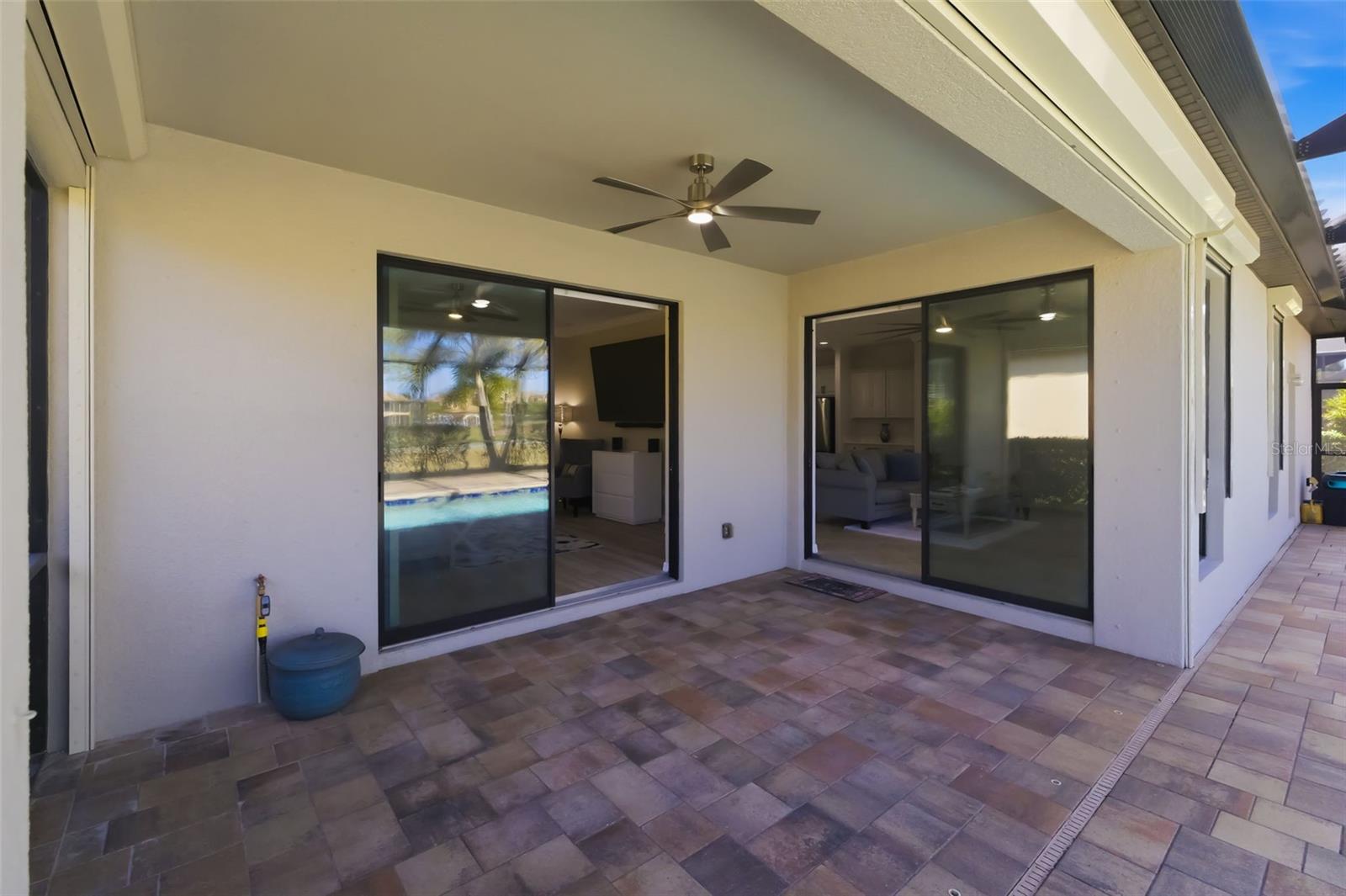 RIVER STRAND - Residential