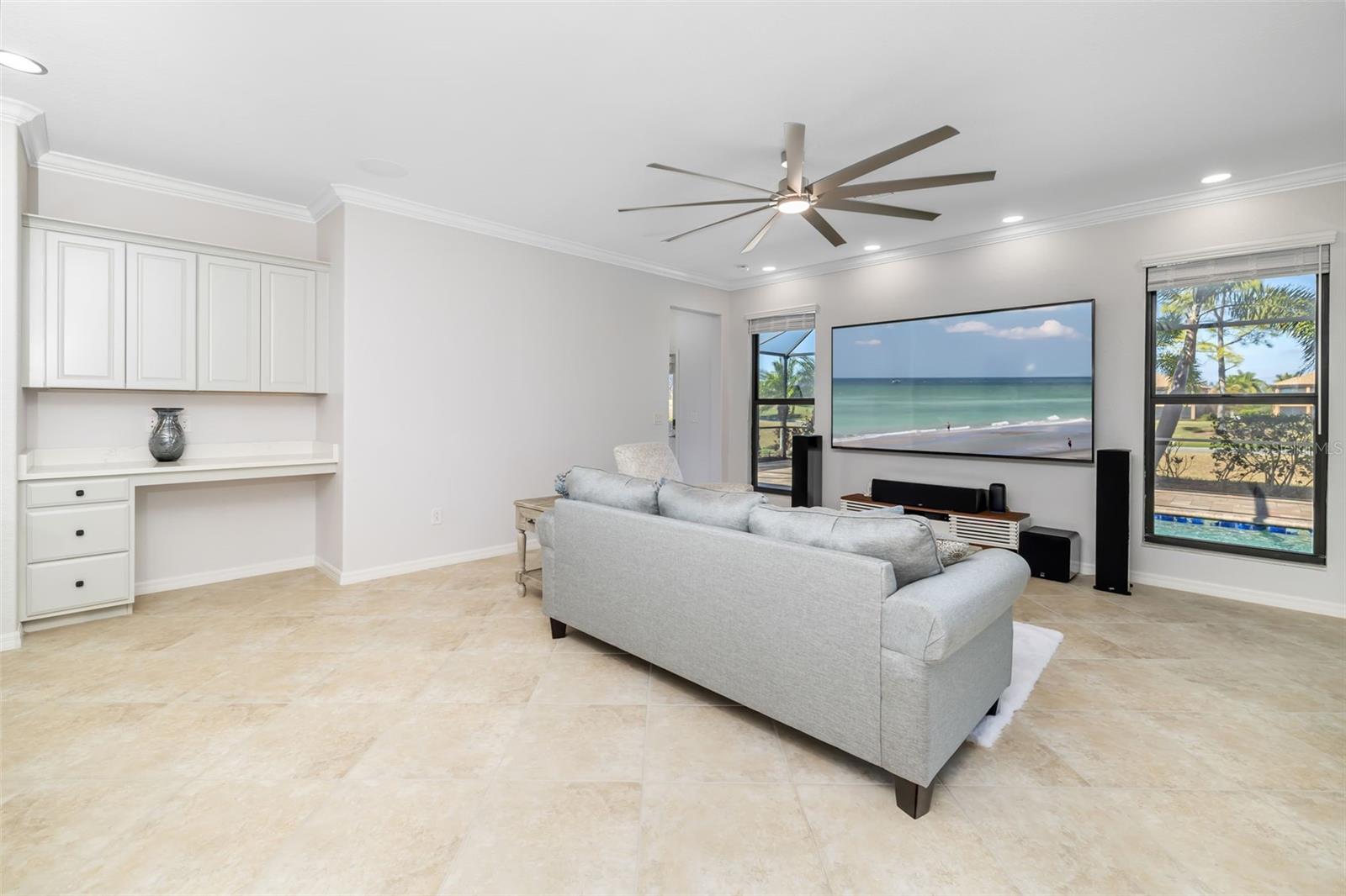 RIVER STRAND - Residential