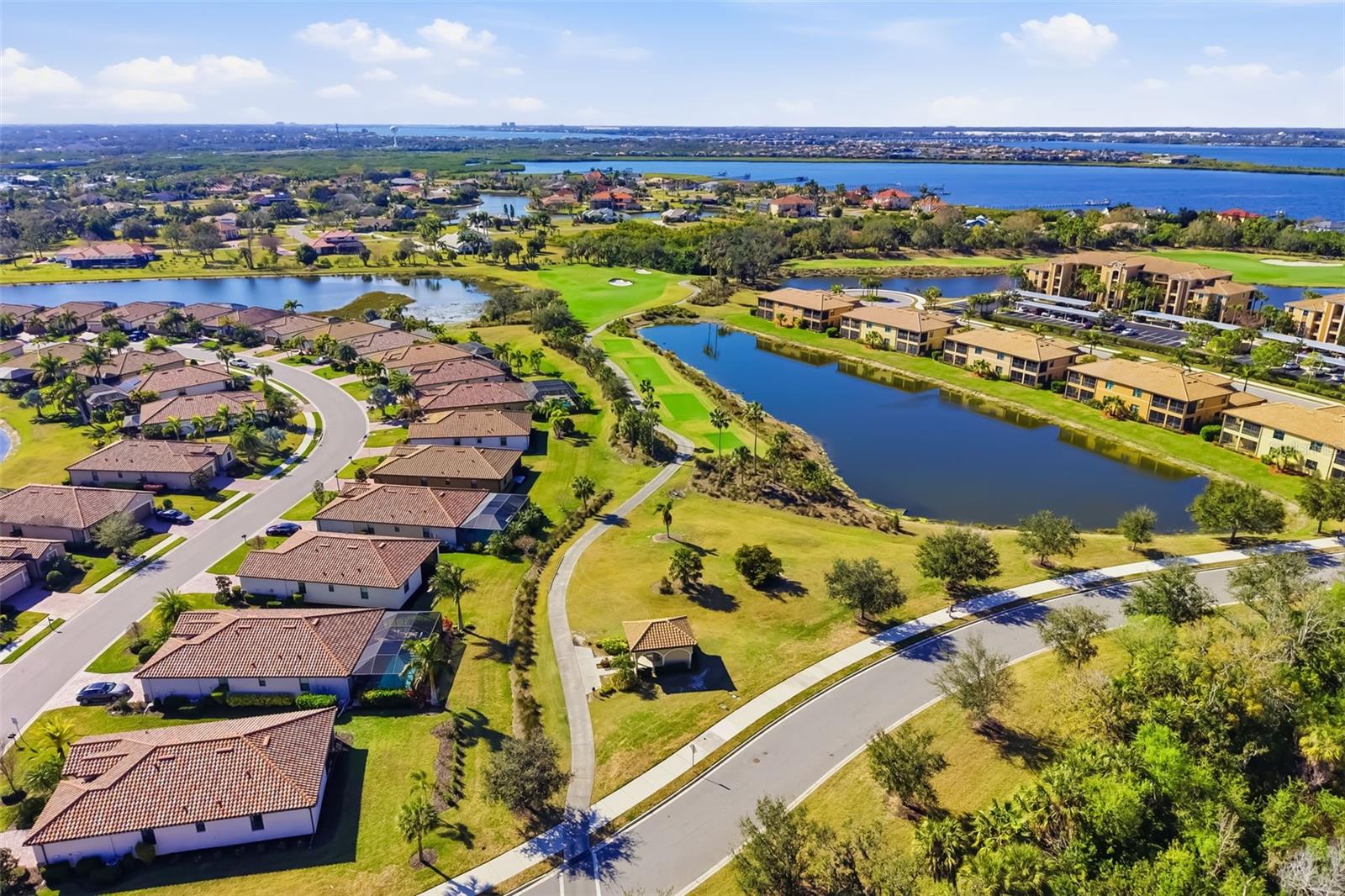 RIVER STRAND - Residential