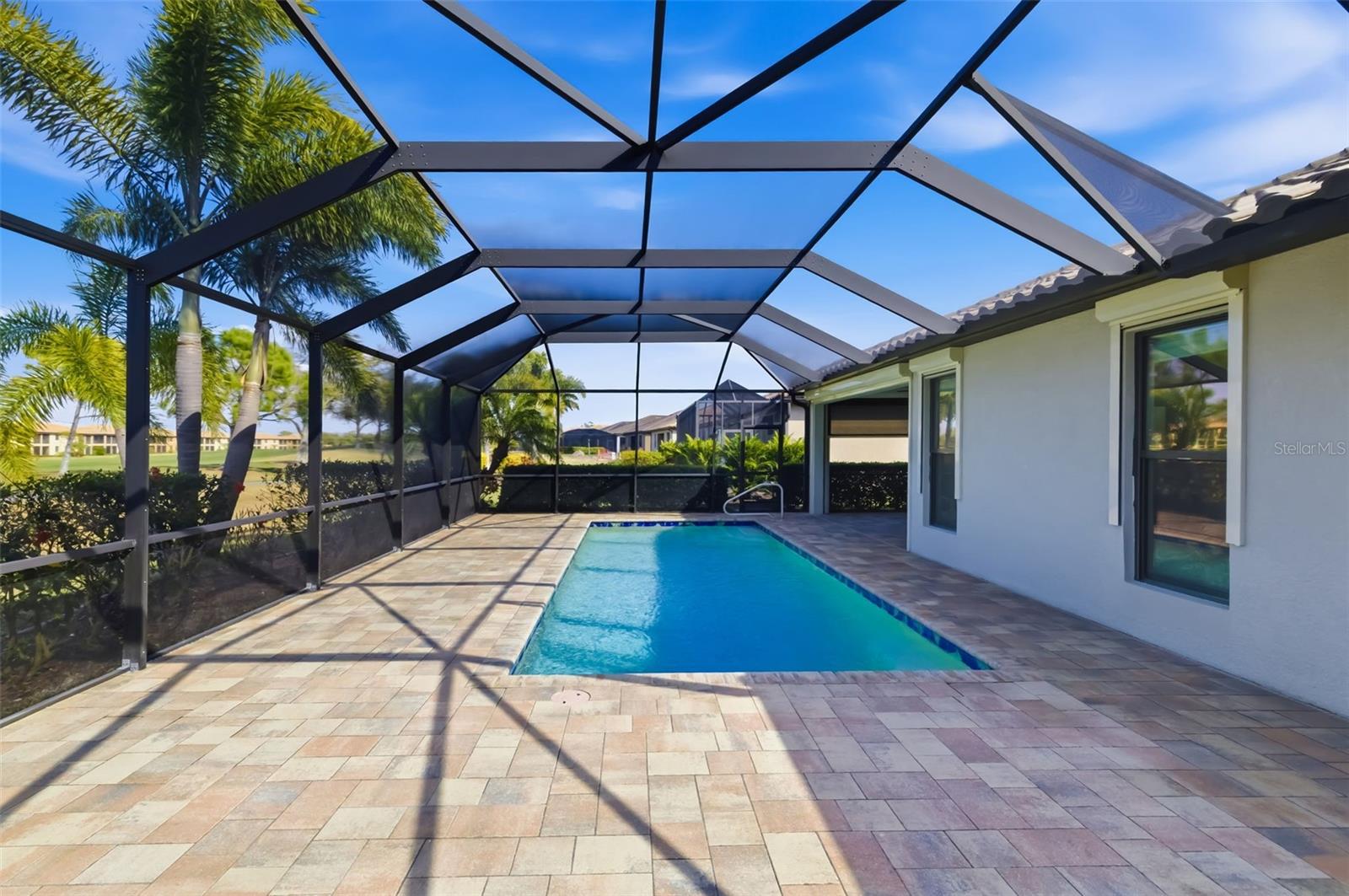 RIVER STRAND - Residential