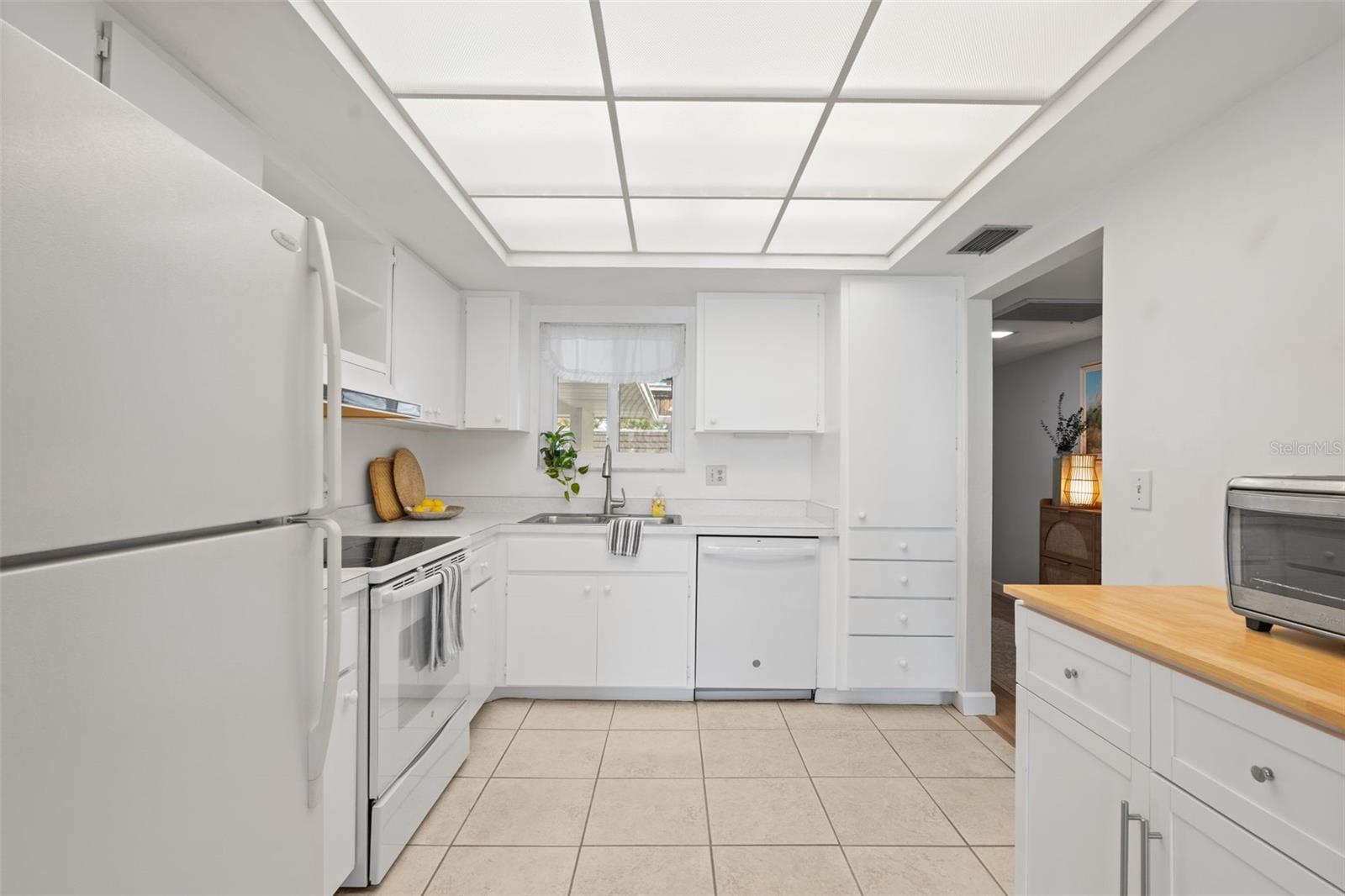 GLEN OAKS RIDGE VILLAS 1 - Residential